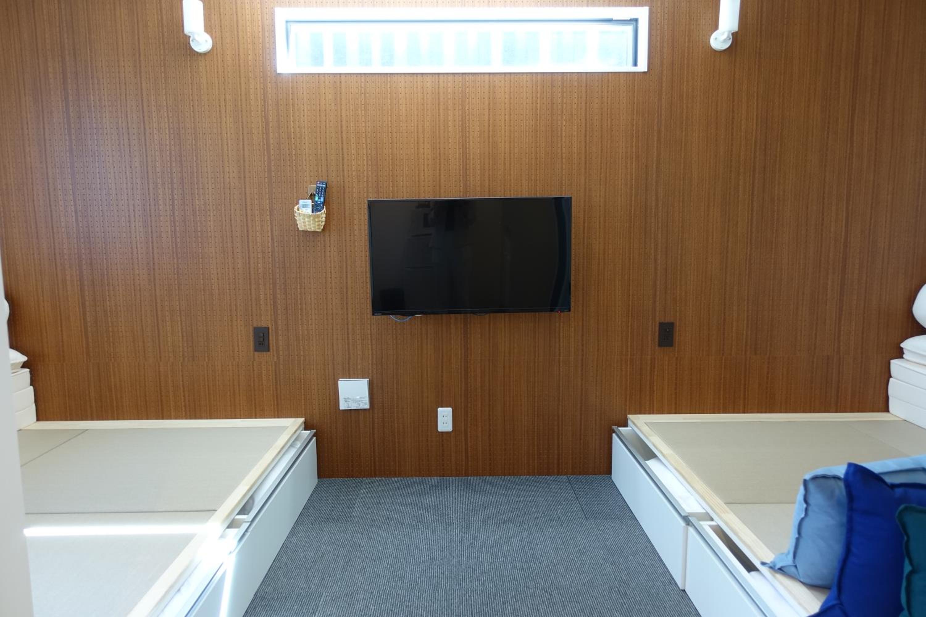 Quadruple Room - Photo 3