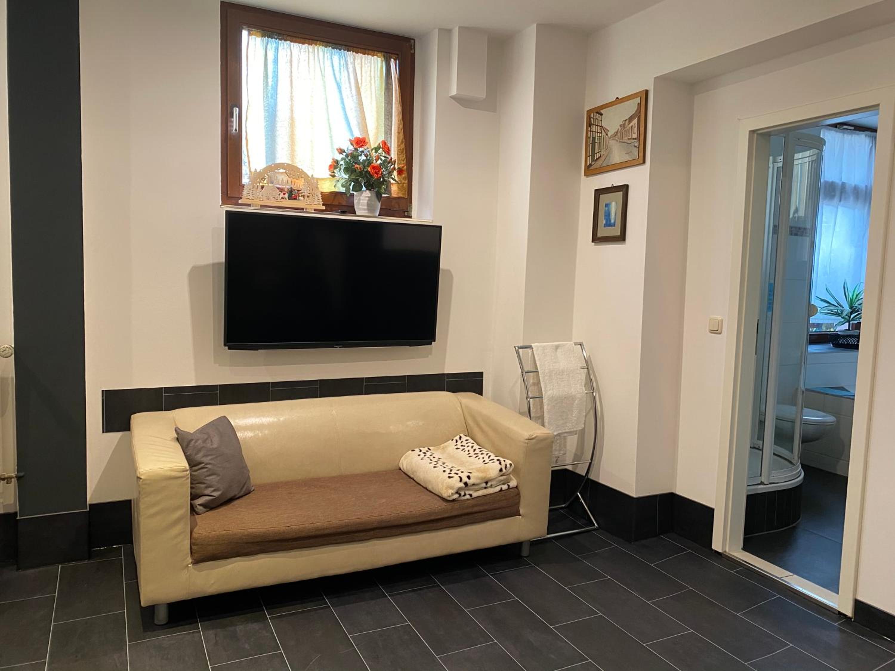 Apartment - Ground Floor photo 2