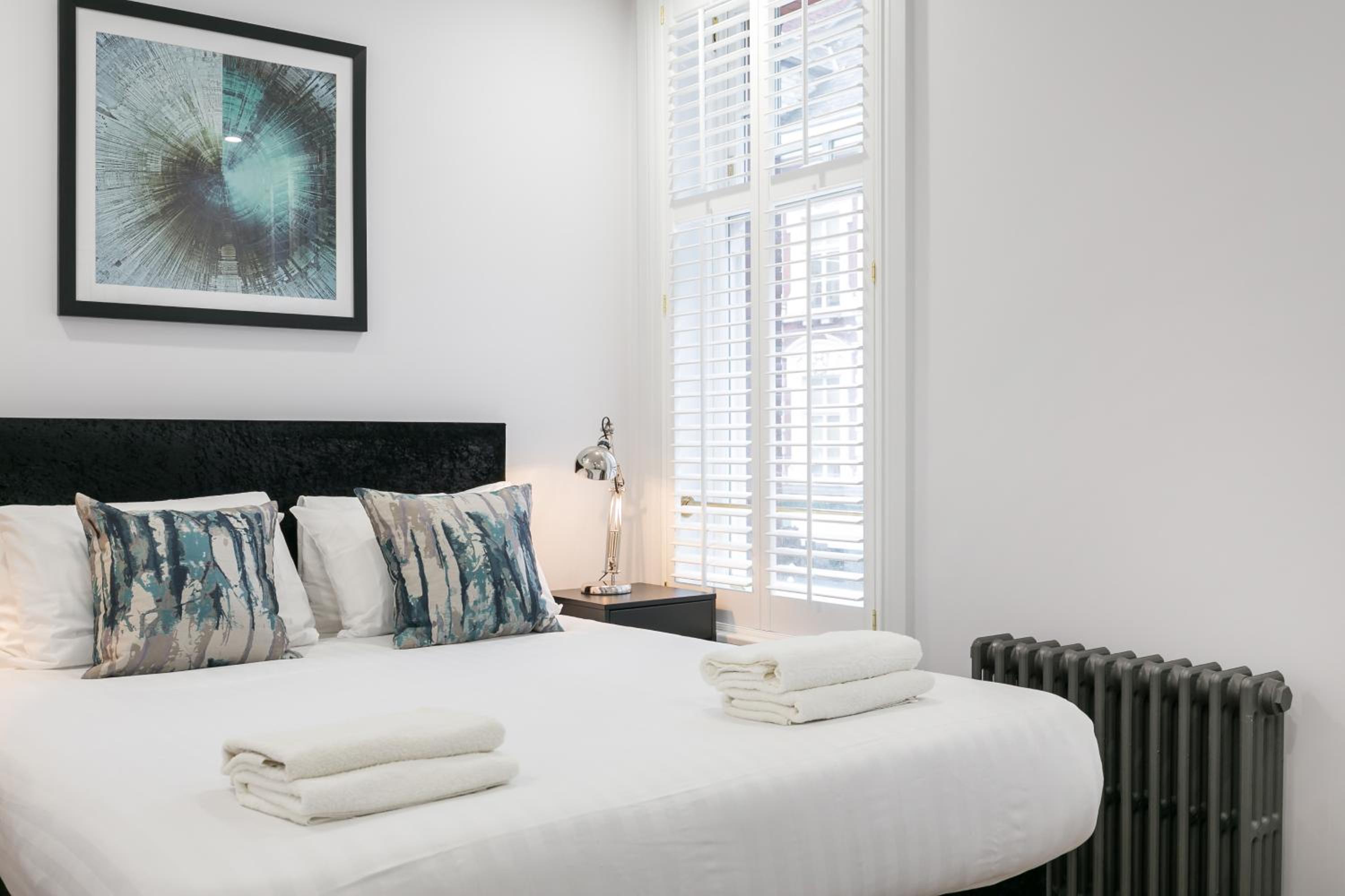 Standard One-Bedroom Apartment photo 1