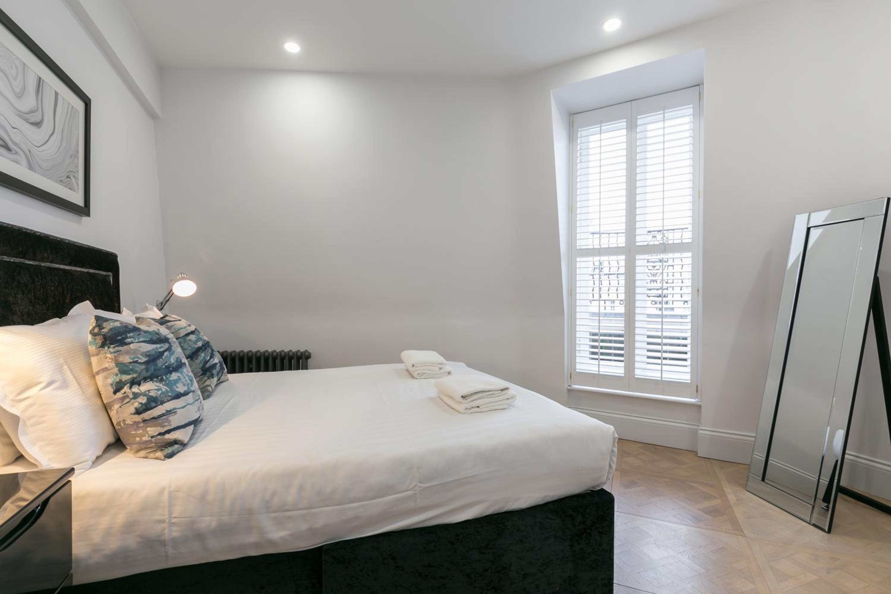 Deluxe Three-Bedroom Penthouse with Balcony photo 1