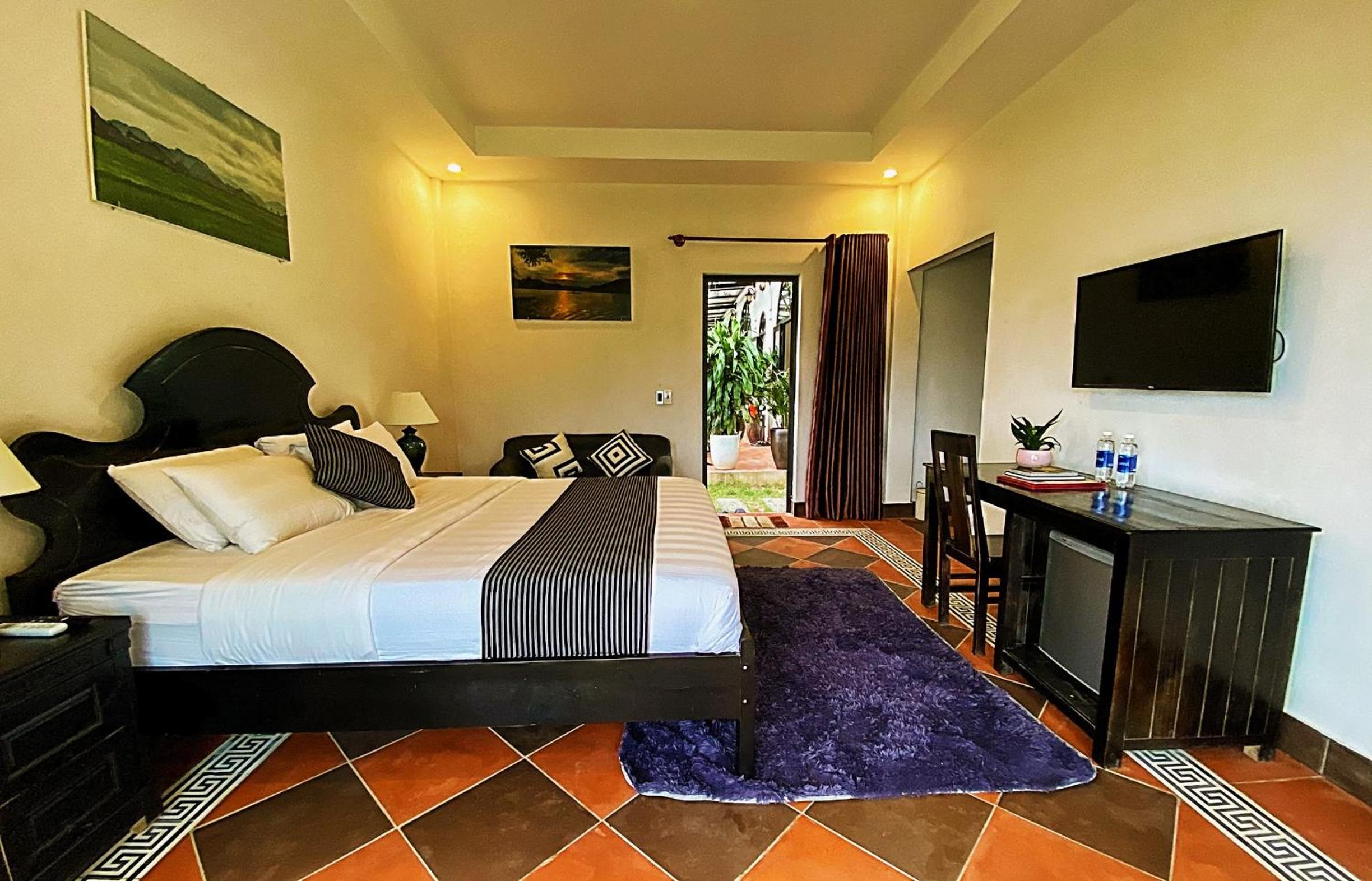 Villa photo 3