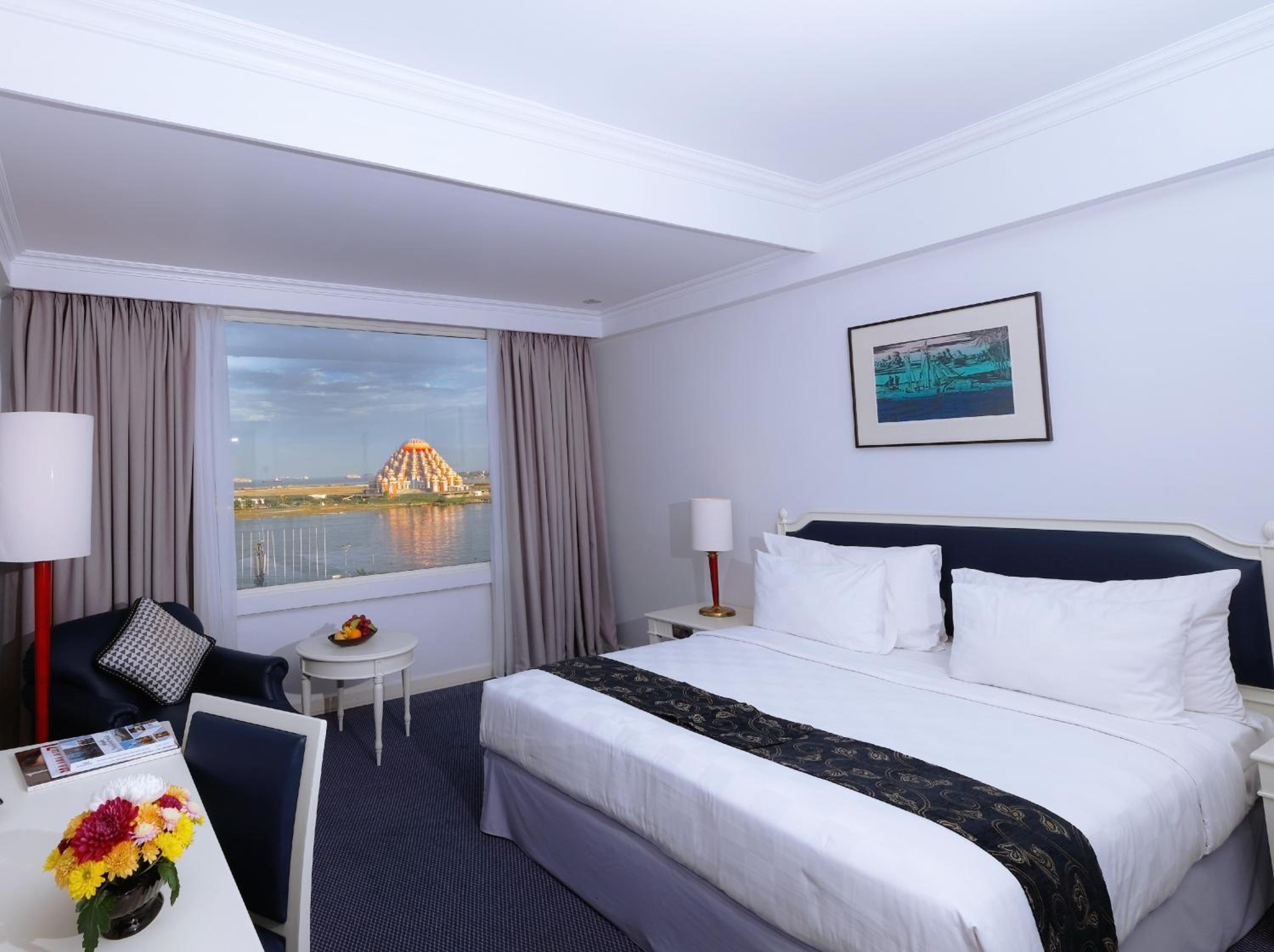 Deluxe Double or Twin Room with Sea View - Photo 3