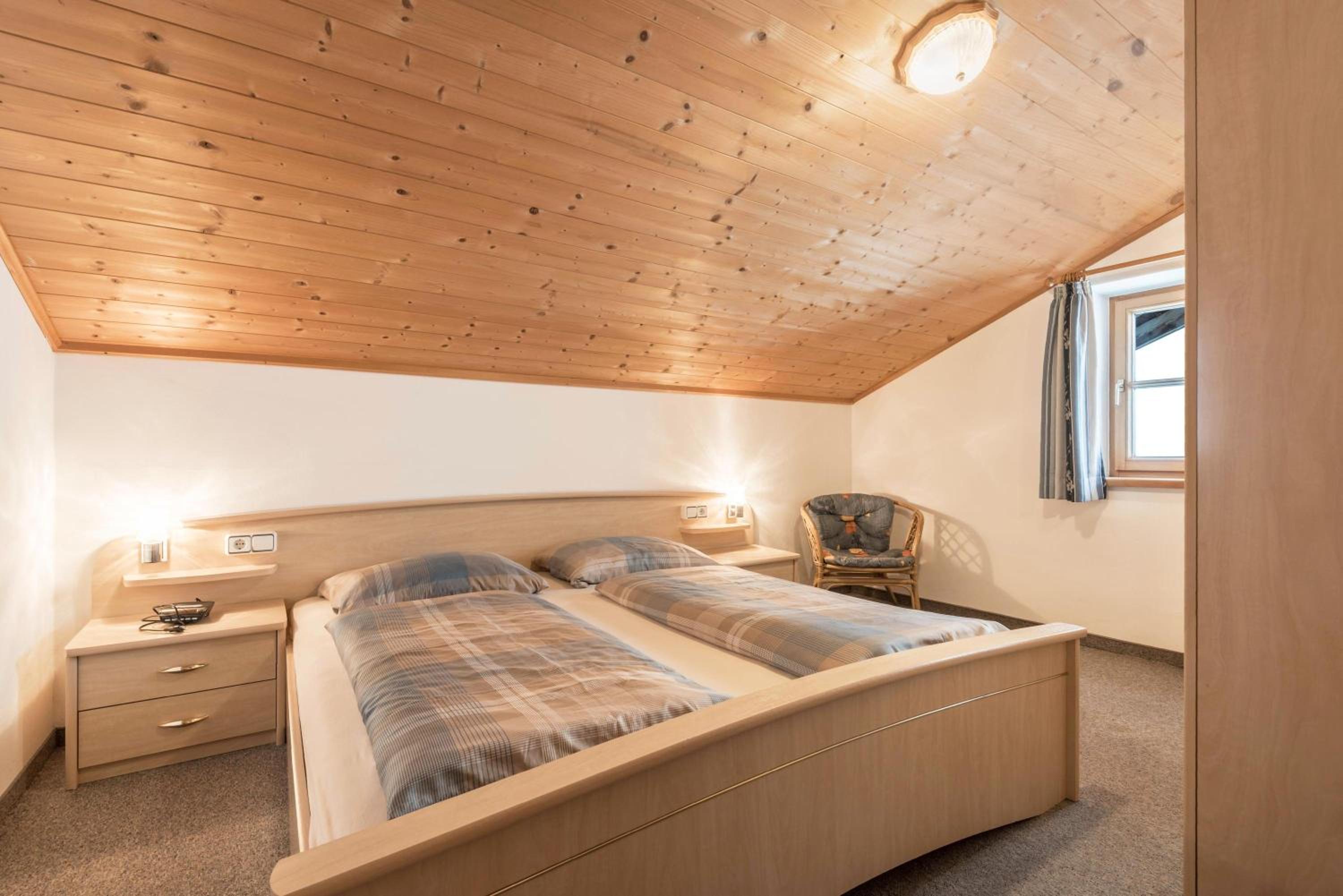 Two-Bedroom Apartment with Mountain View