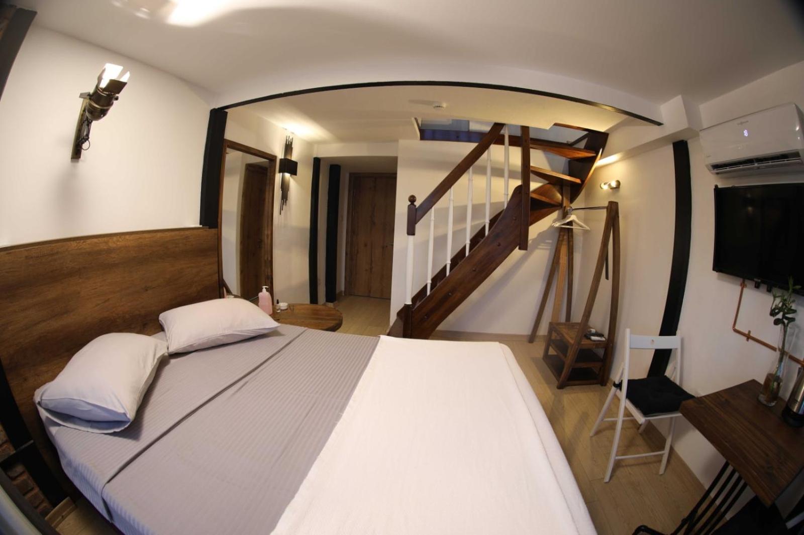 Deluxe Triple Room with Sea View photo 3