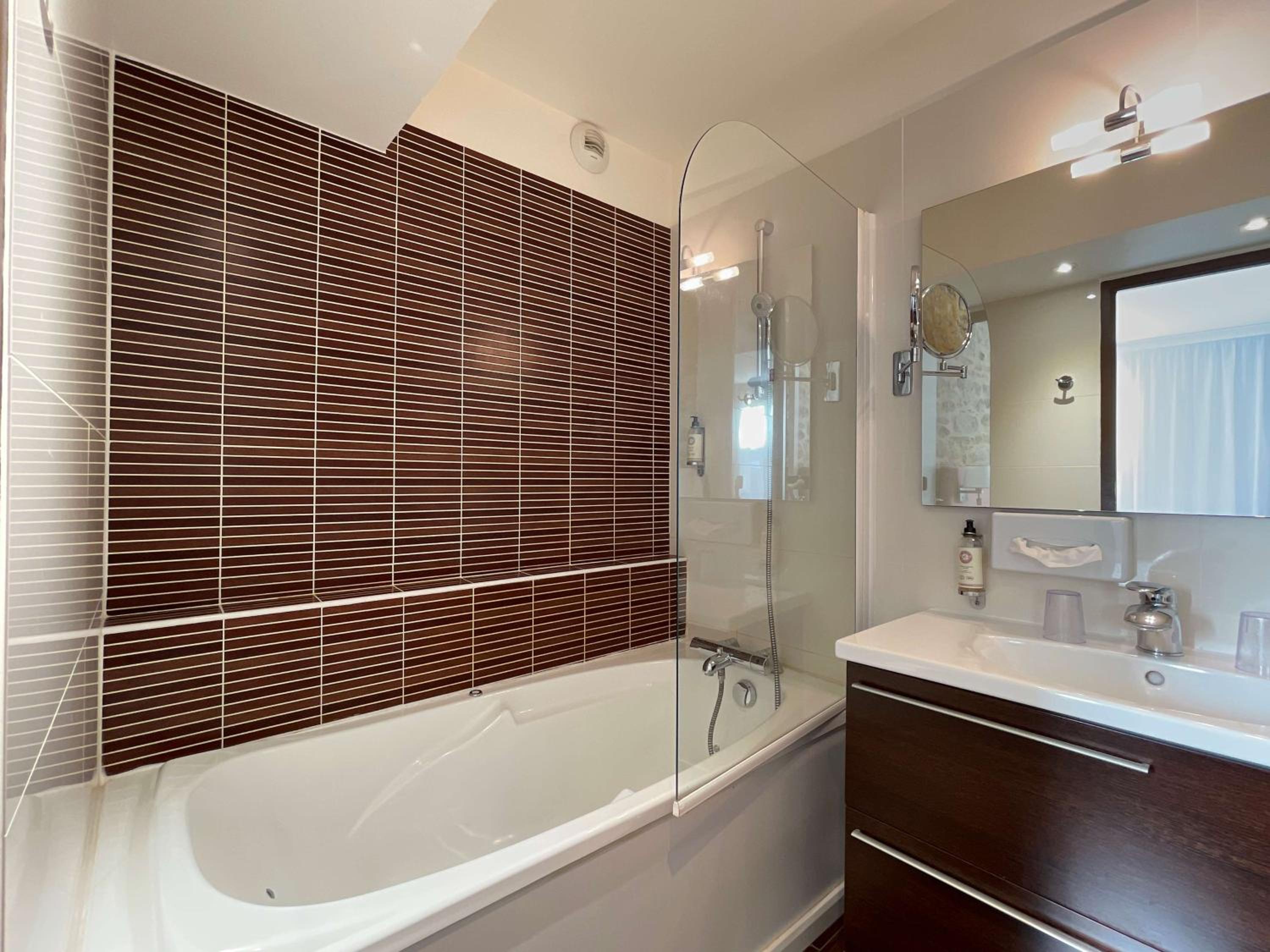 Superior Queen Room - Photo 2
