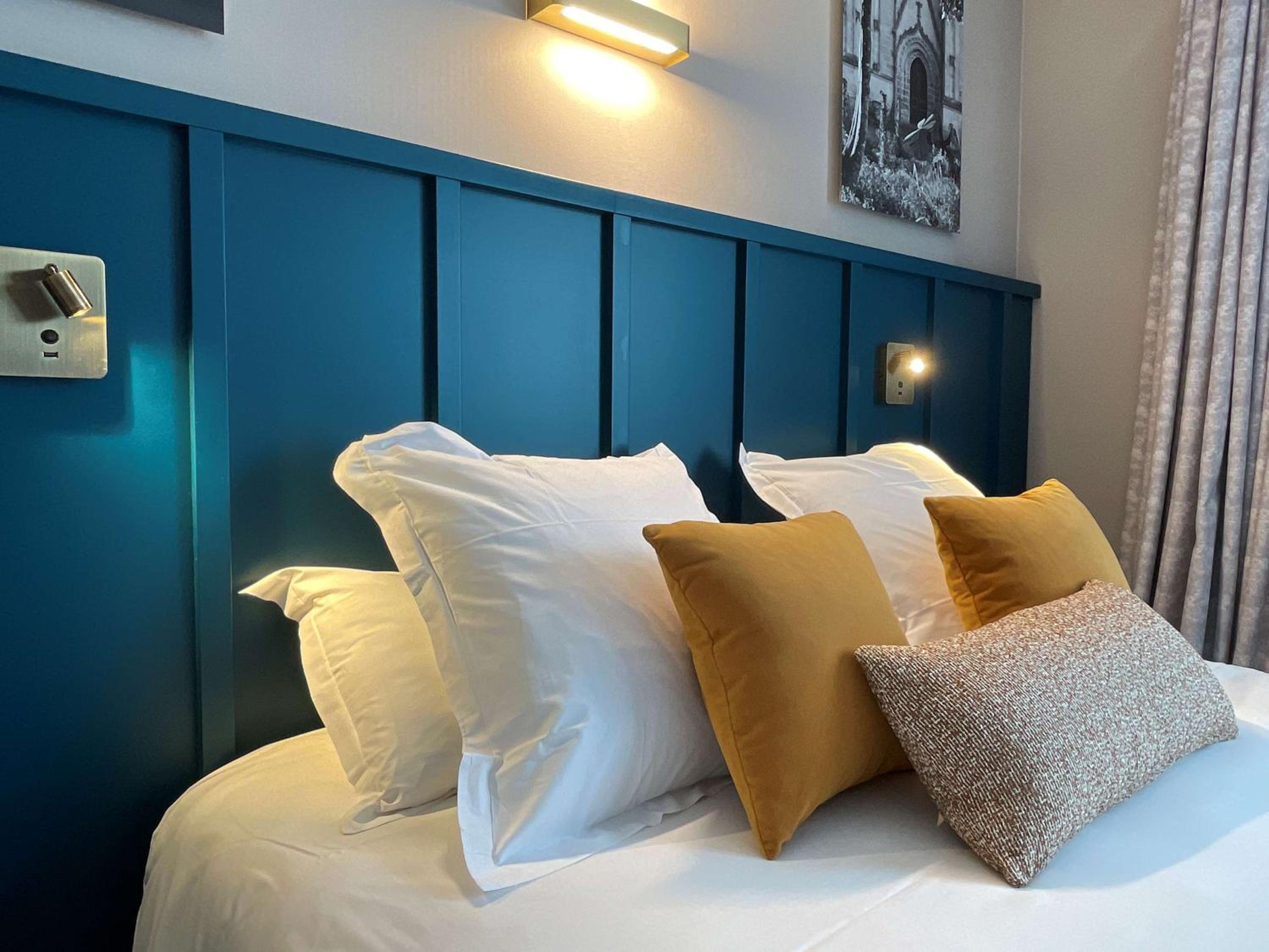 Comfort Queen Room - Photo 4