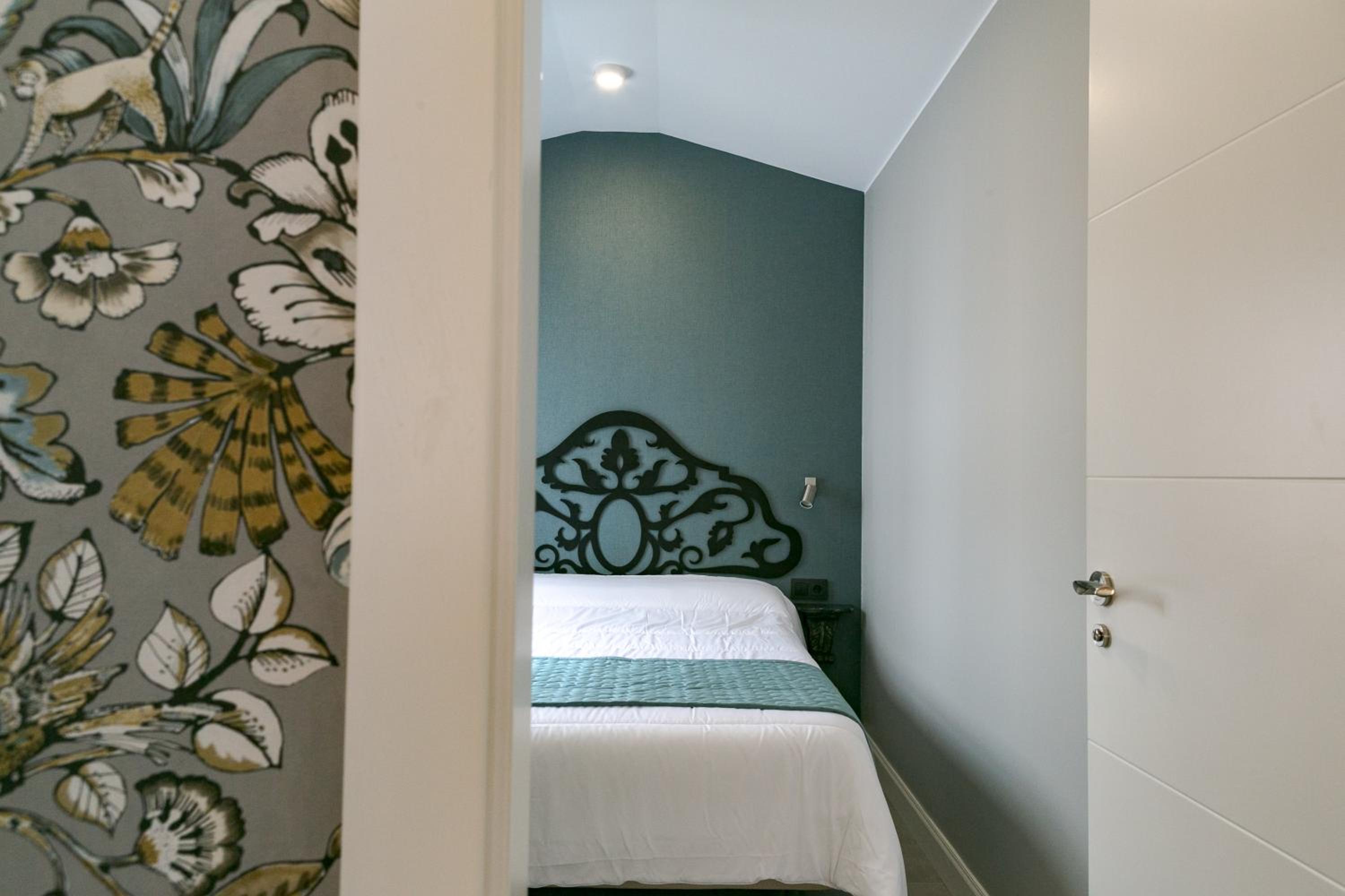 Two-Bedroom Apartment - Photo 1