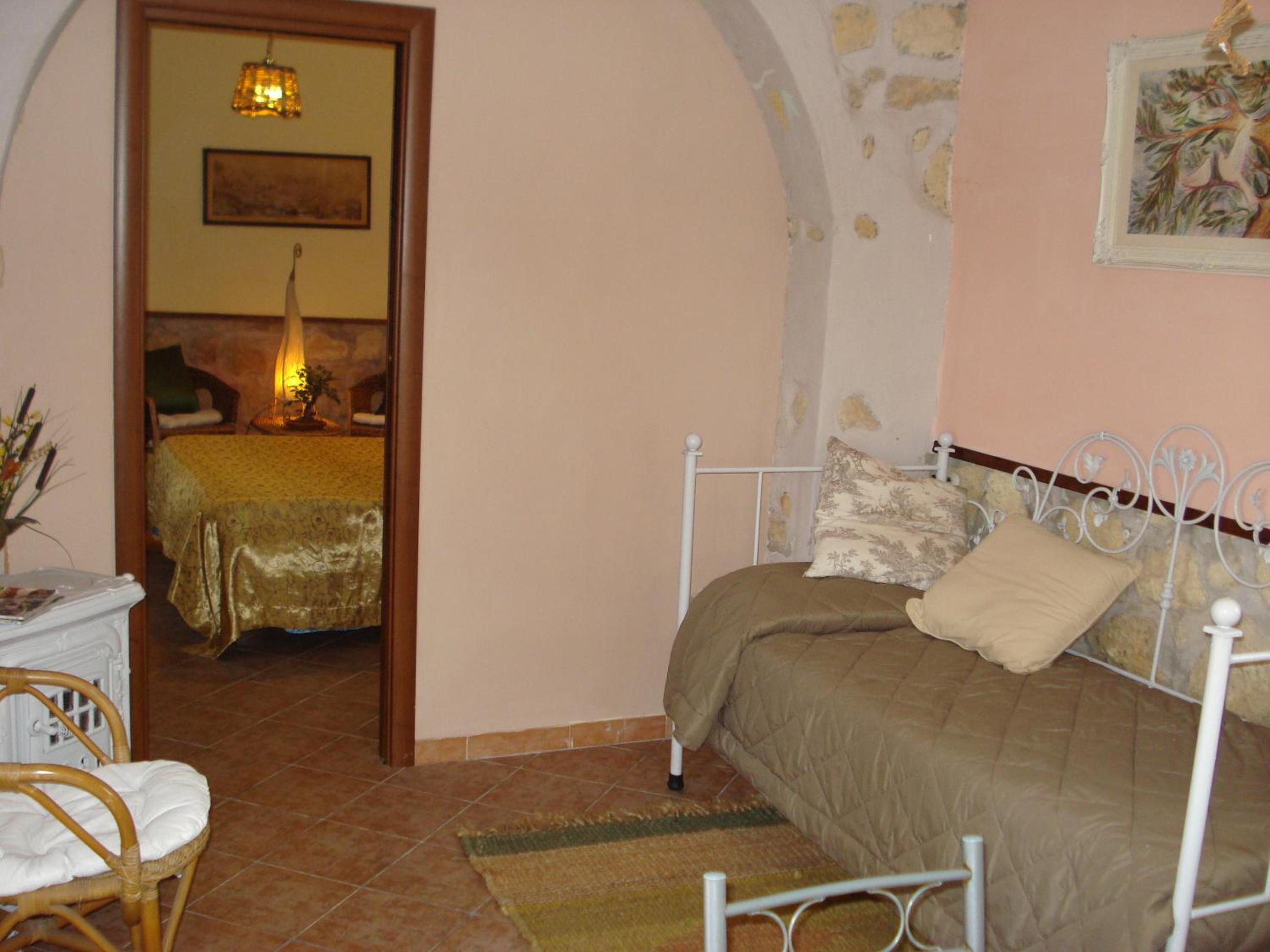 One-Bedroom Apartment with Garden View (2 Adults + 1 Child) photo 2