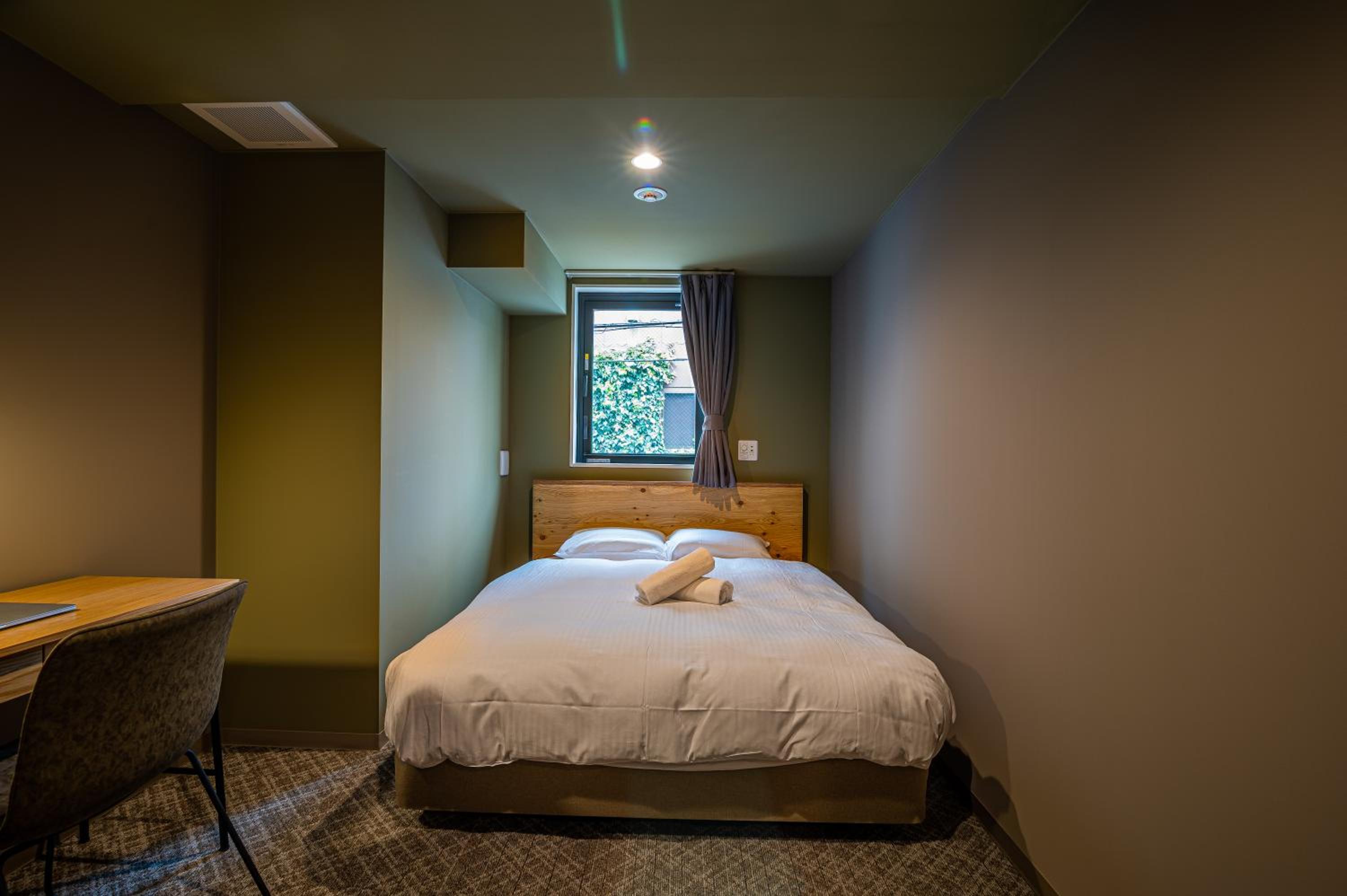 Standard Double Room with Shared Bathroom photo 3