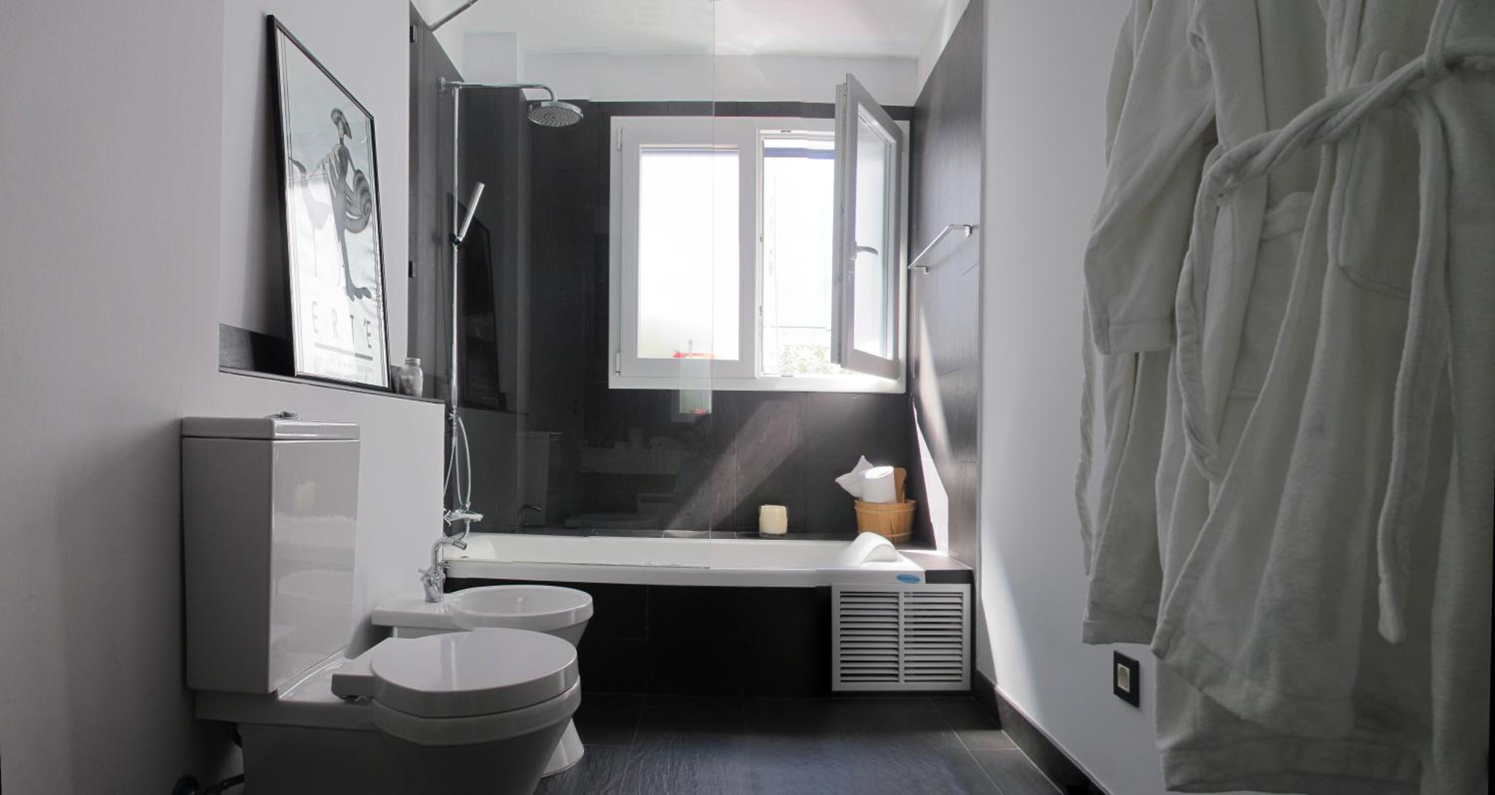 Double or Twin Room - Photo 14