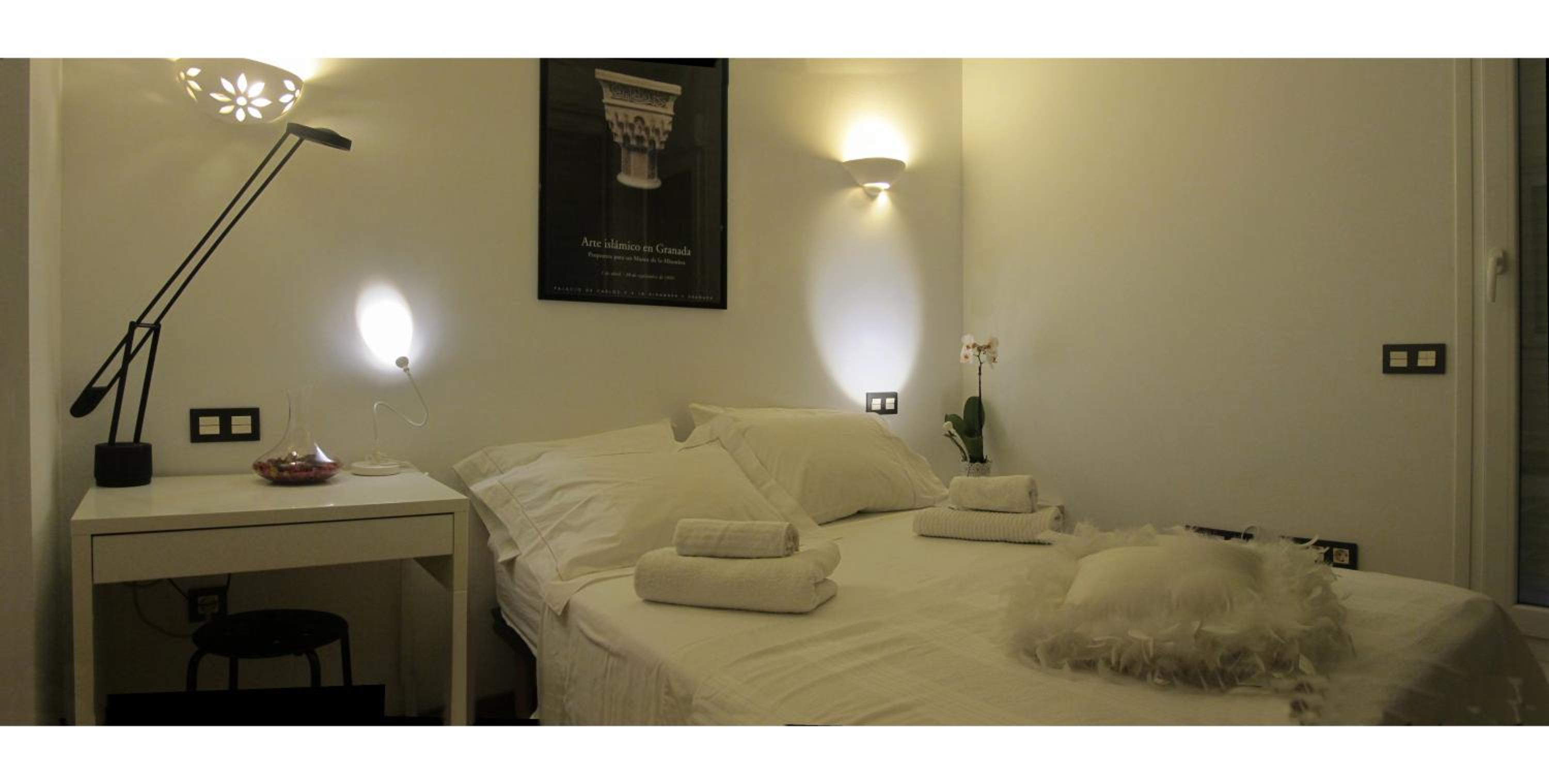 Double or Twin Room - Photo 4