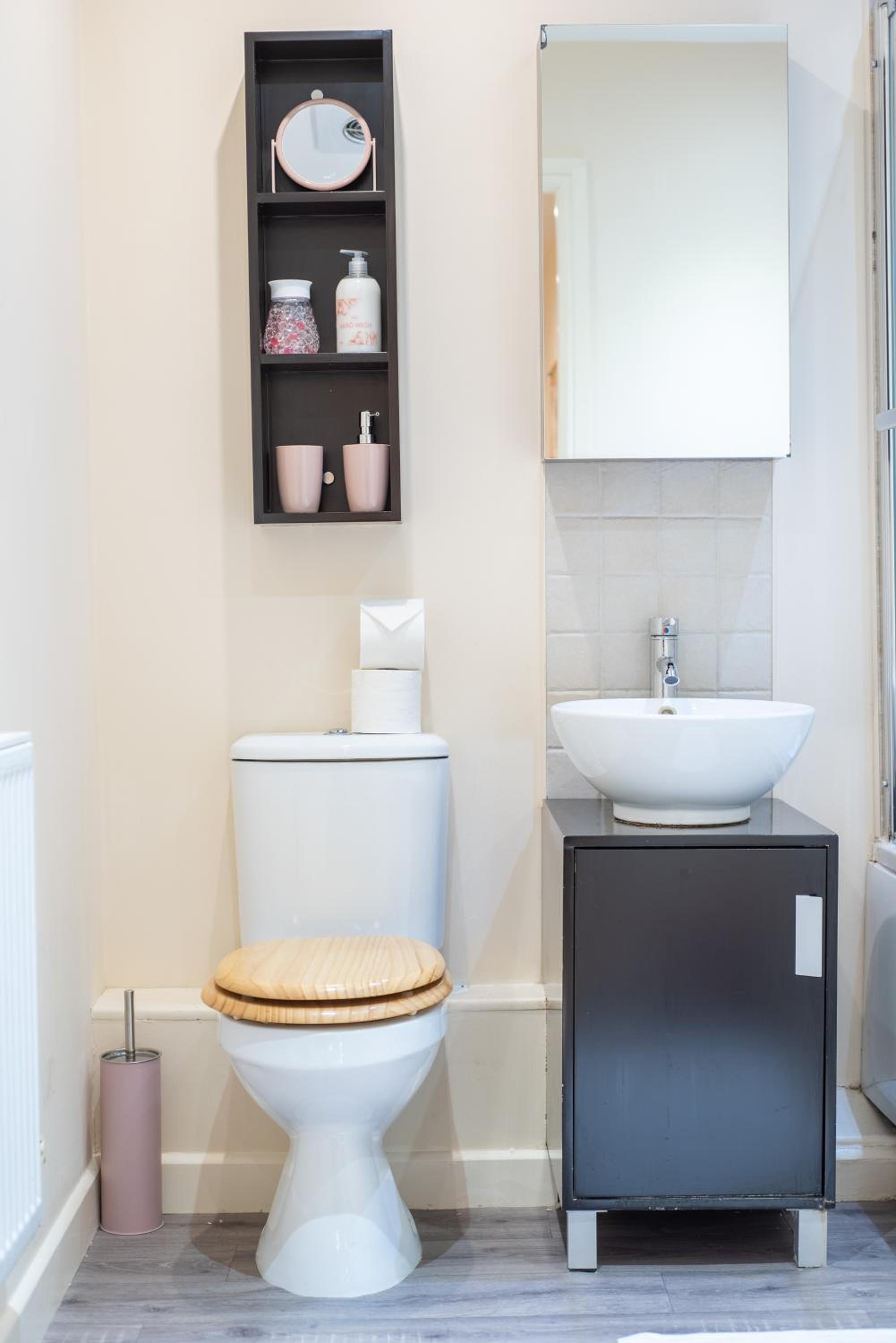 Two-Bedroom Apartment - Photo 6