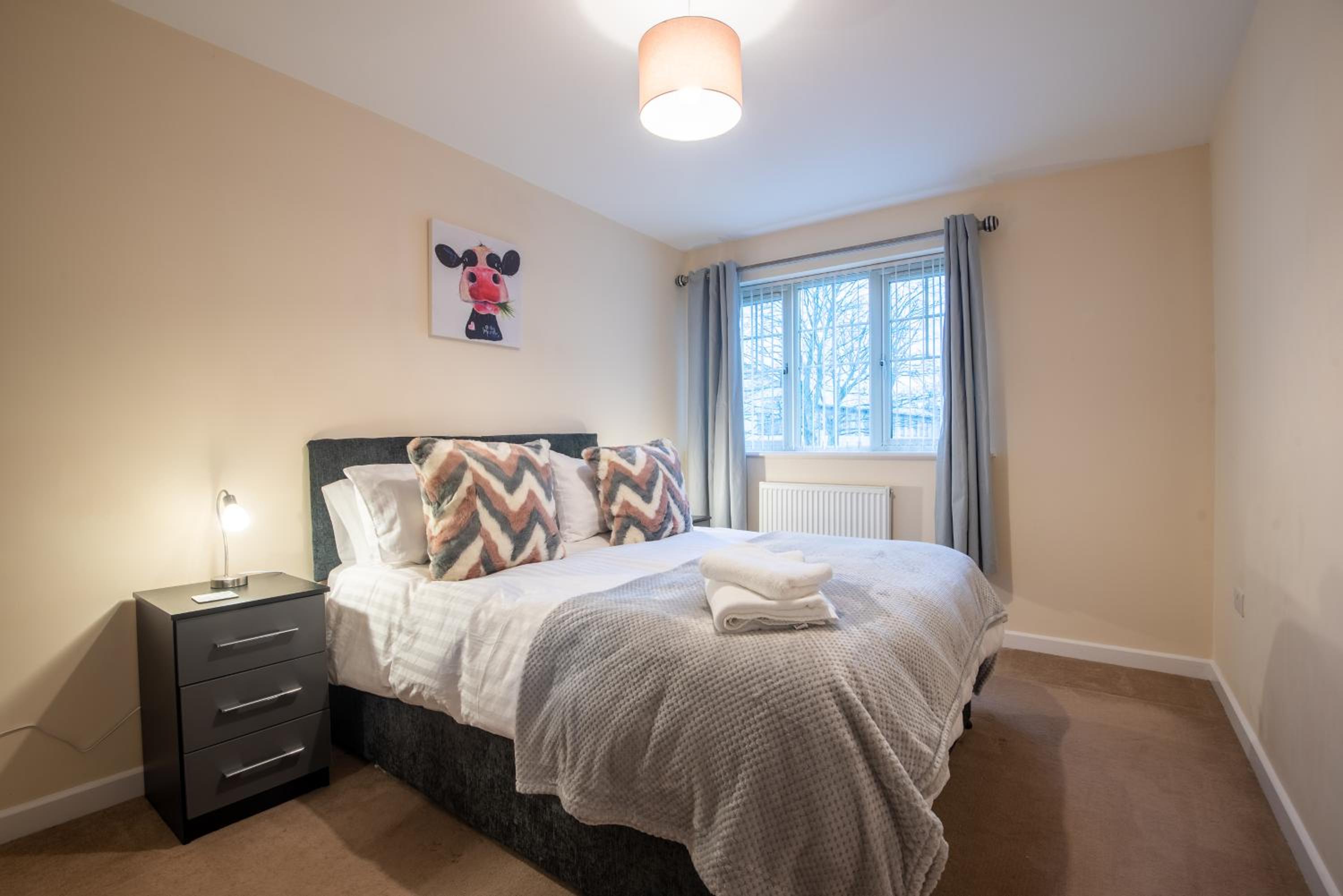 Two-Bedroom Apartment - Photo 9