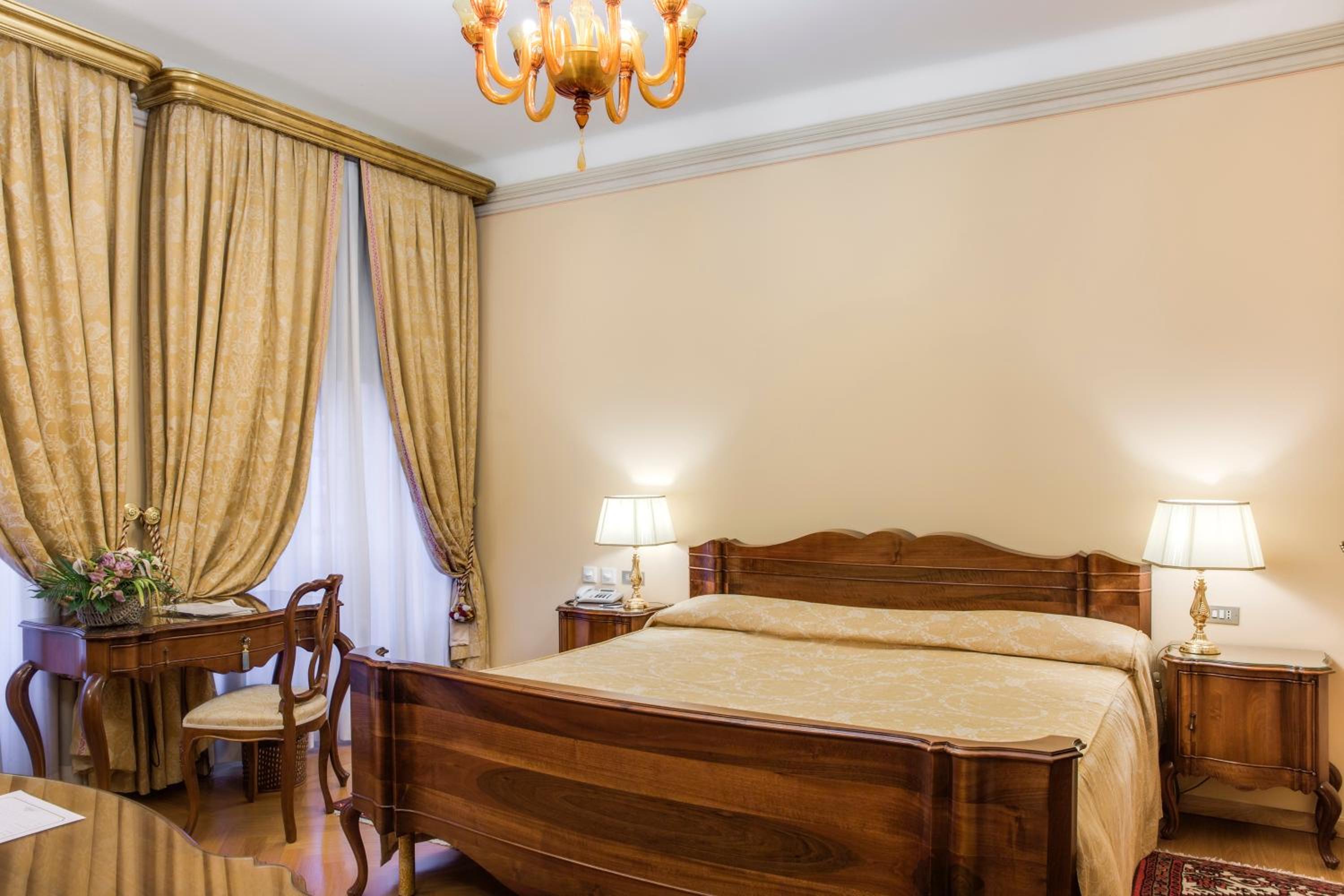 Superior Double Room - Photo 3