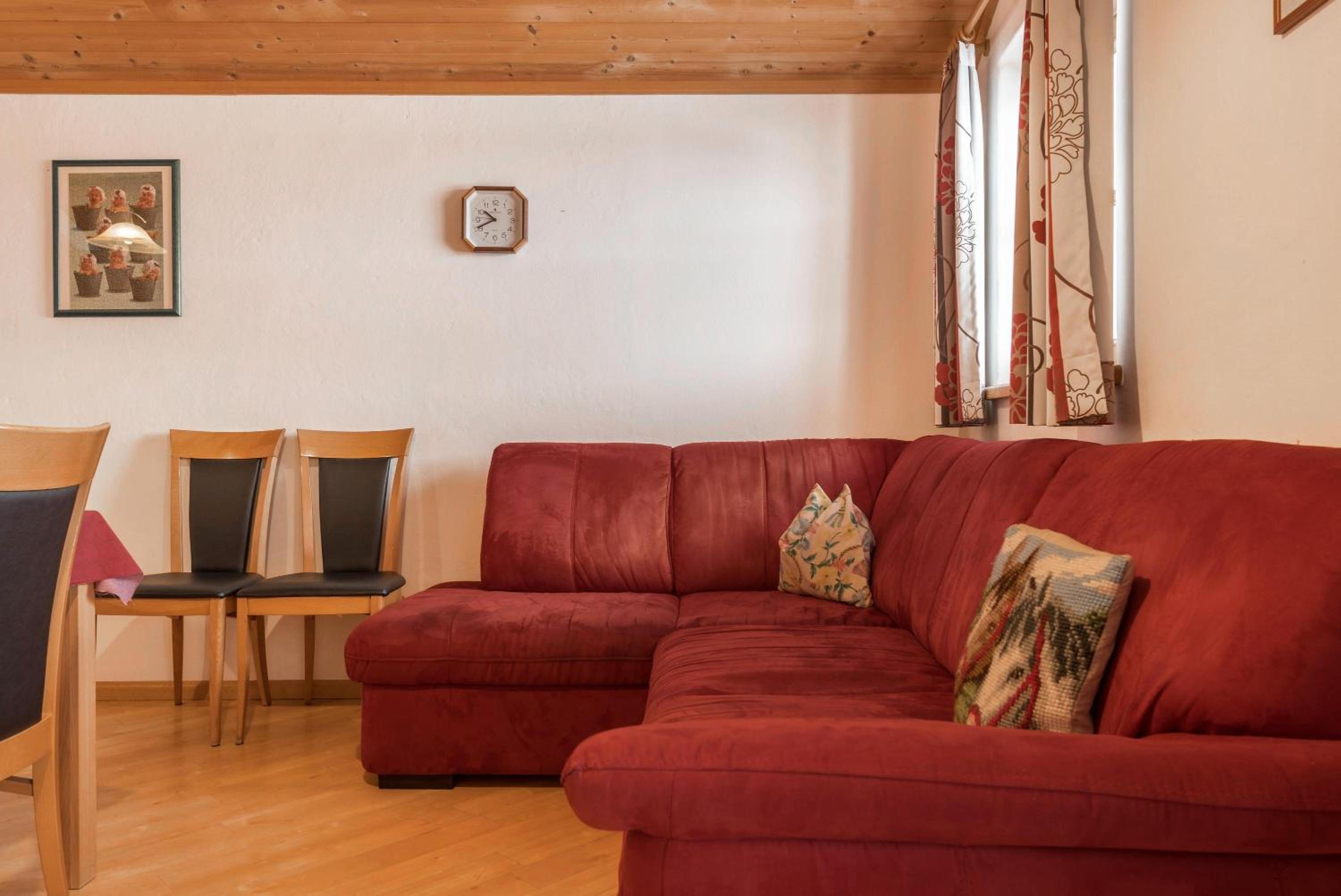 Two-Bedroom Deluxe Apartment with Balcony photo 1