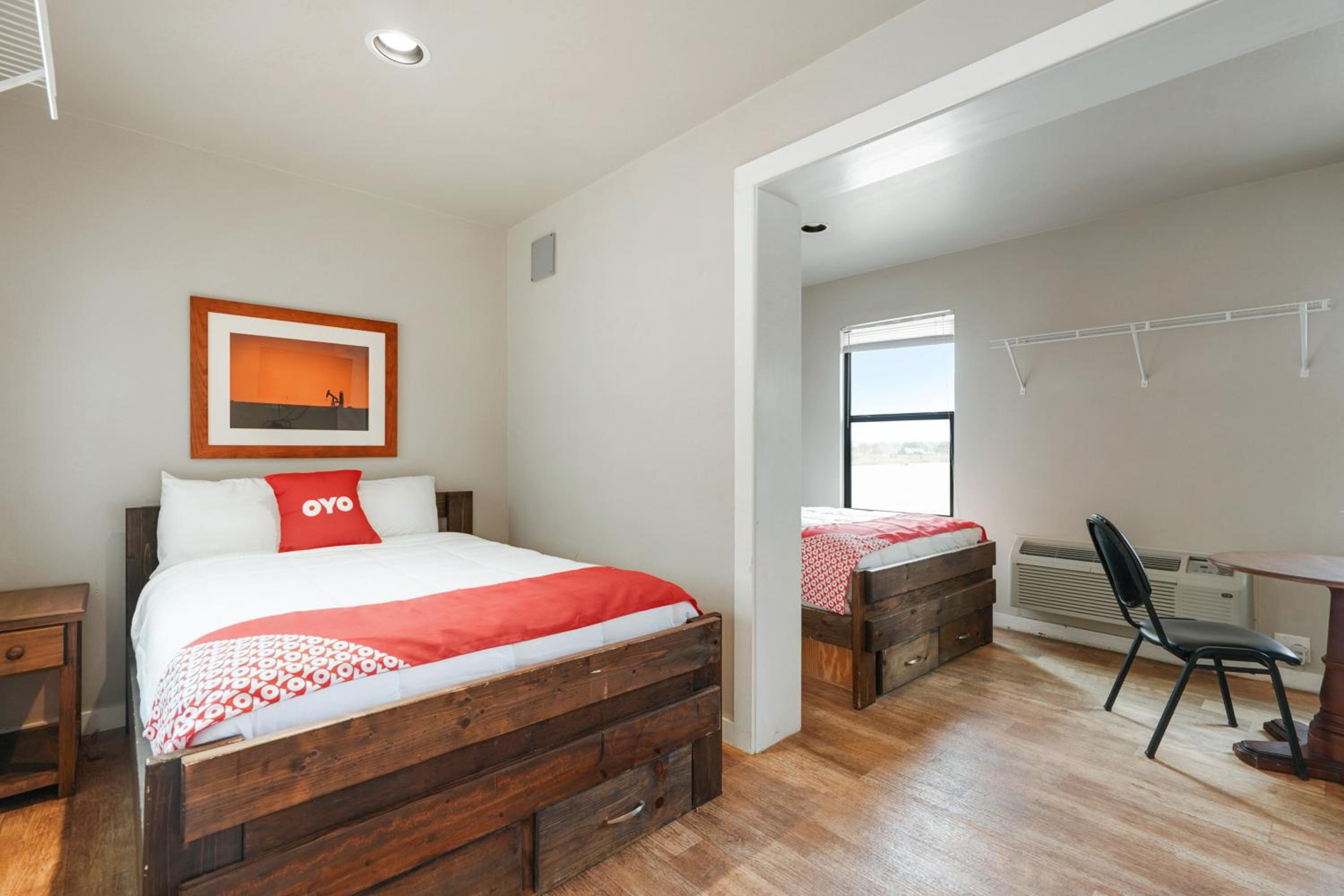 Premium 2 Full Bed with Kitchenette - Photo 1
