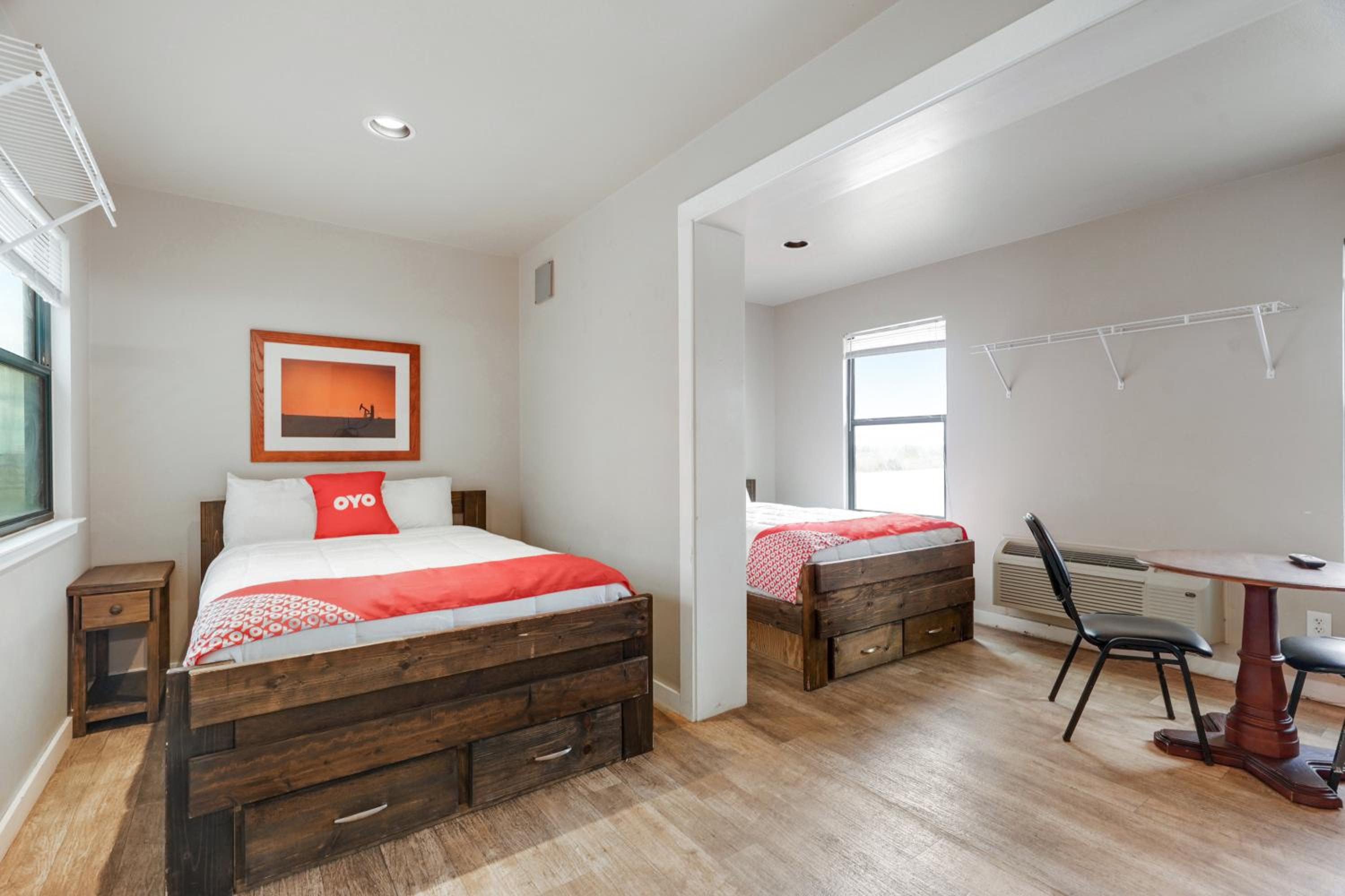 Premium 2 Full Bed with Kitchenette - Photo 6