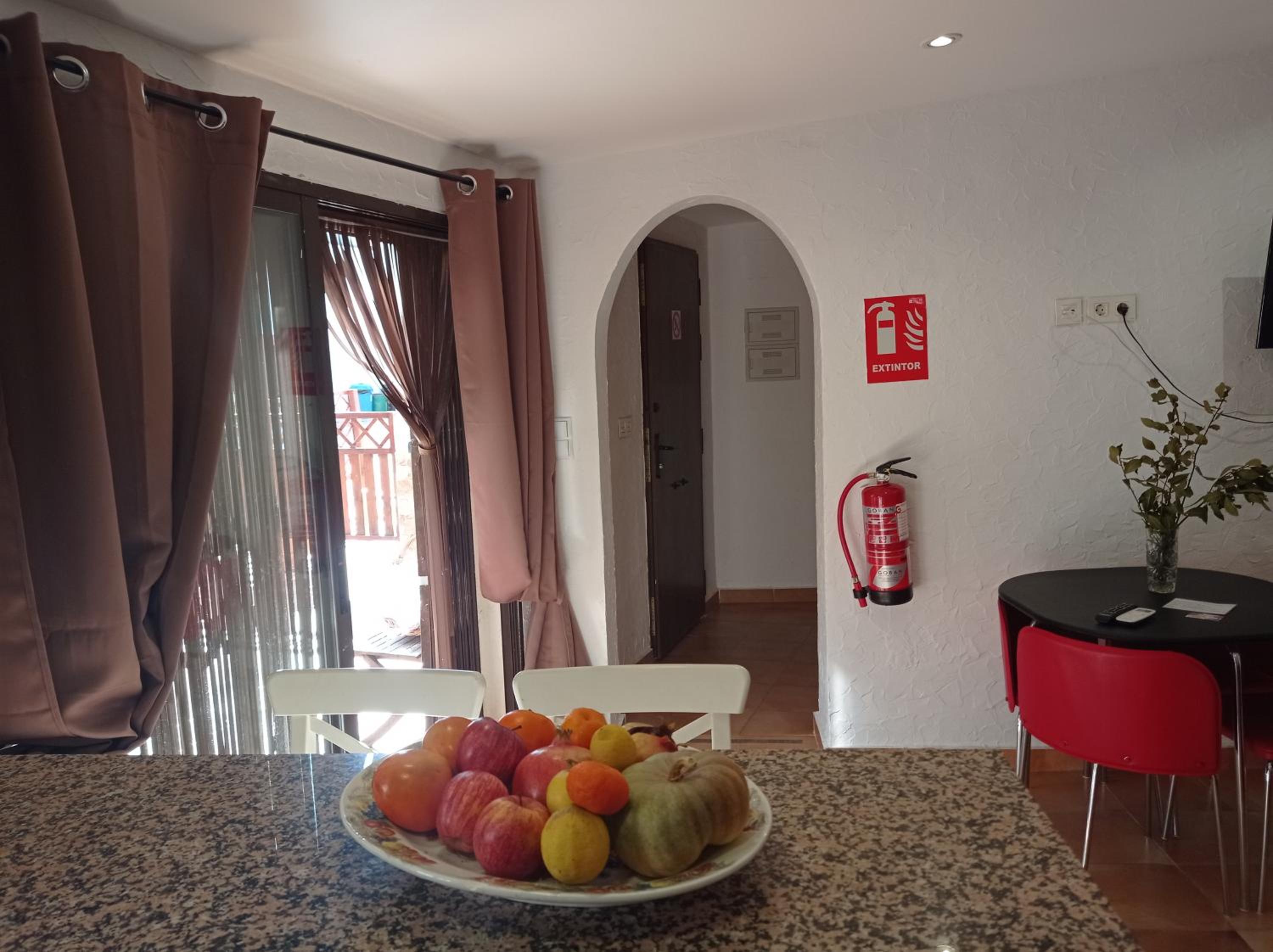 Apartment with Terrace - Photo 13