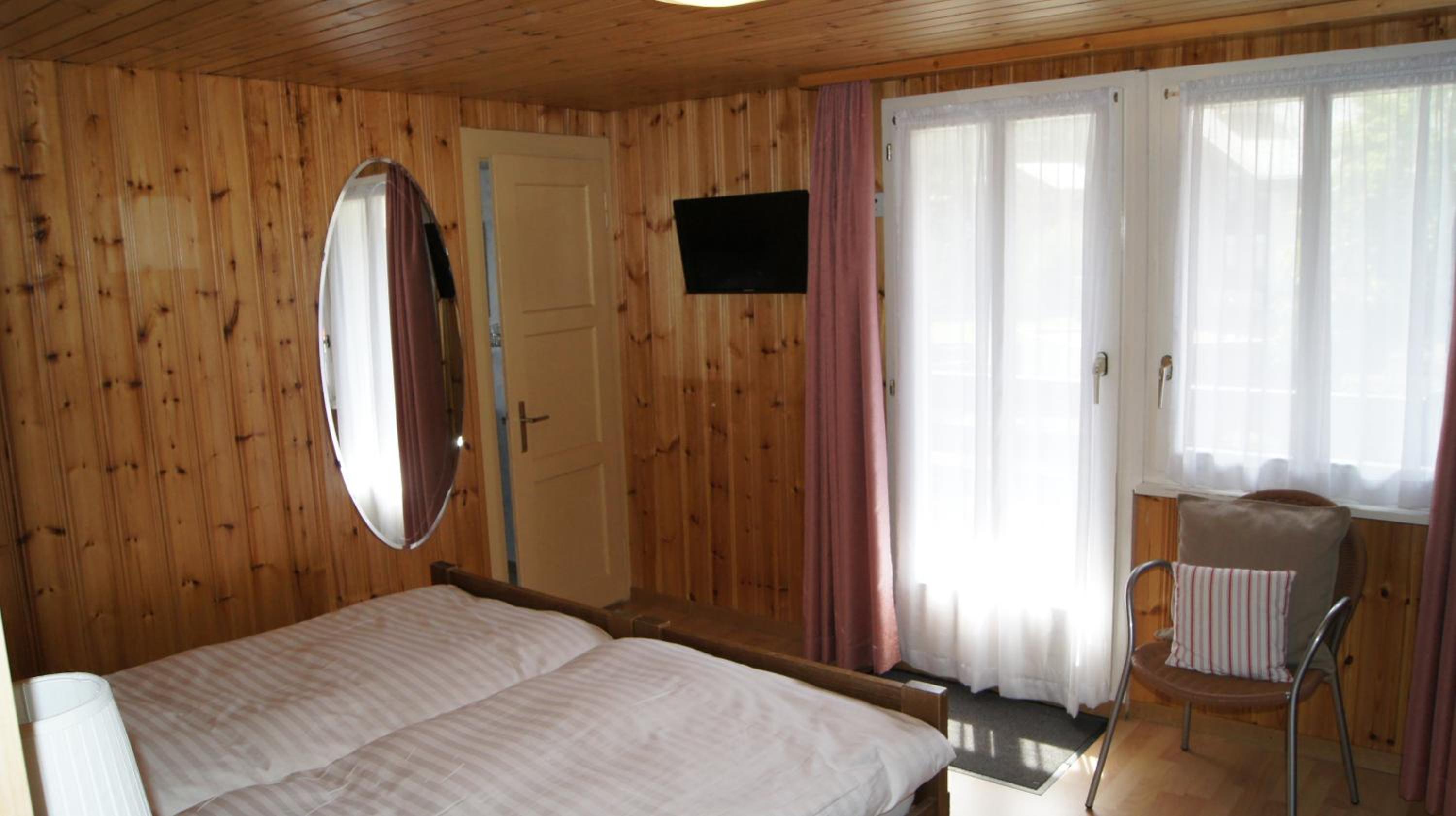 Double or Twin Room - Photo 13
