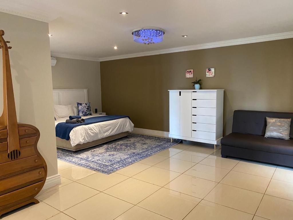 King Suite with Ocean View - Photo 1