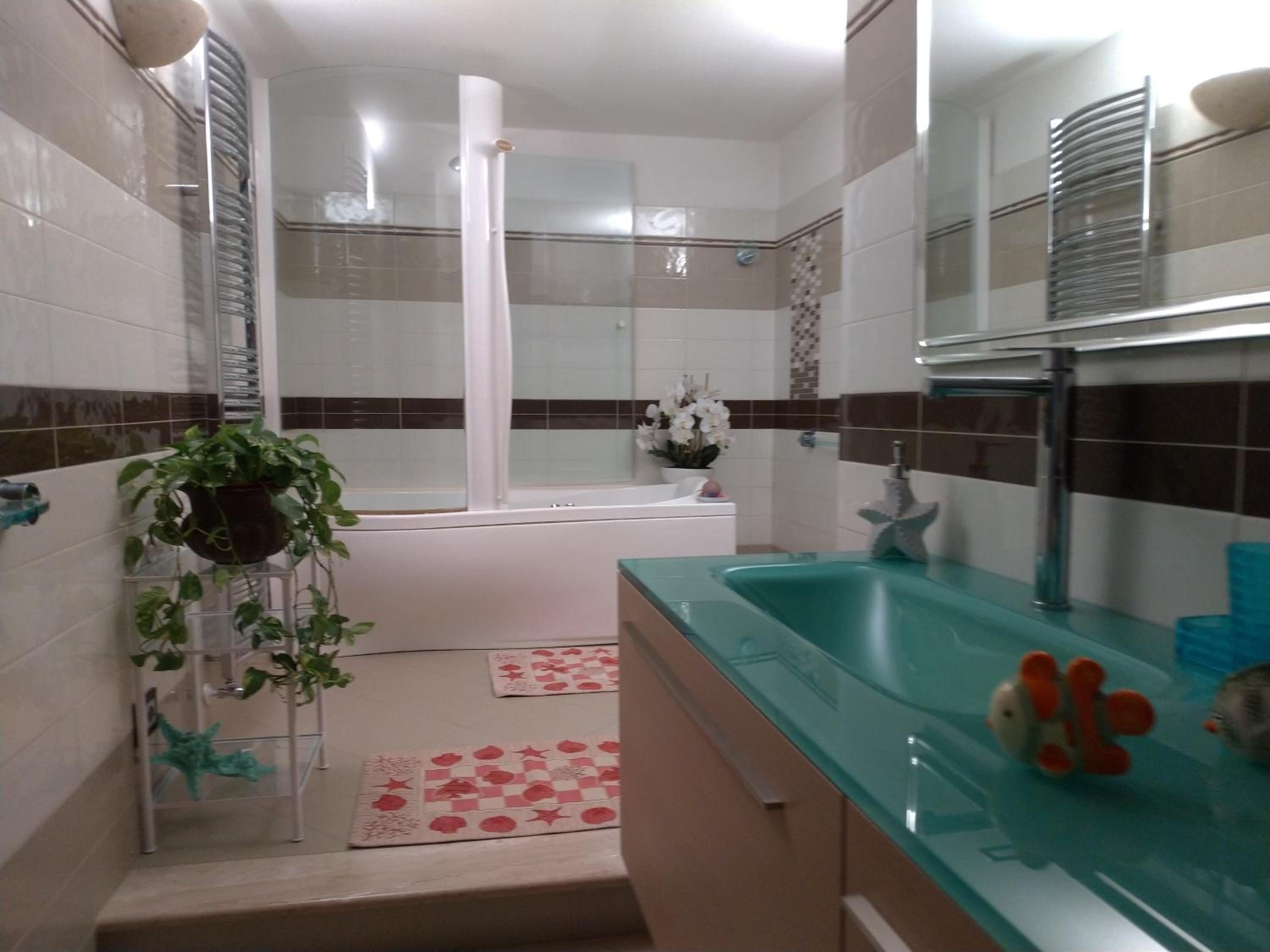 Large Double Room - Photo 33