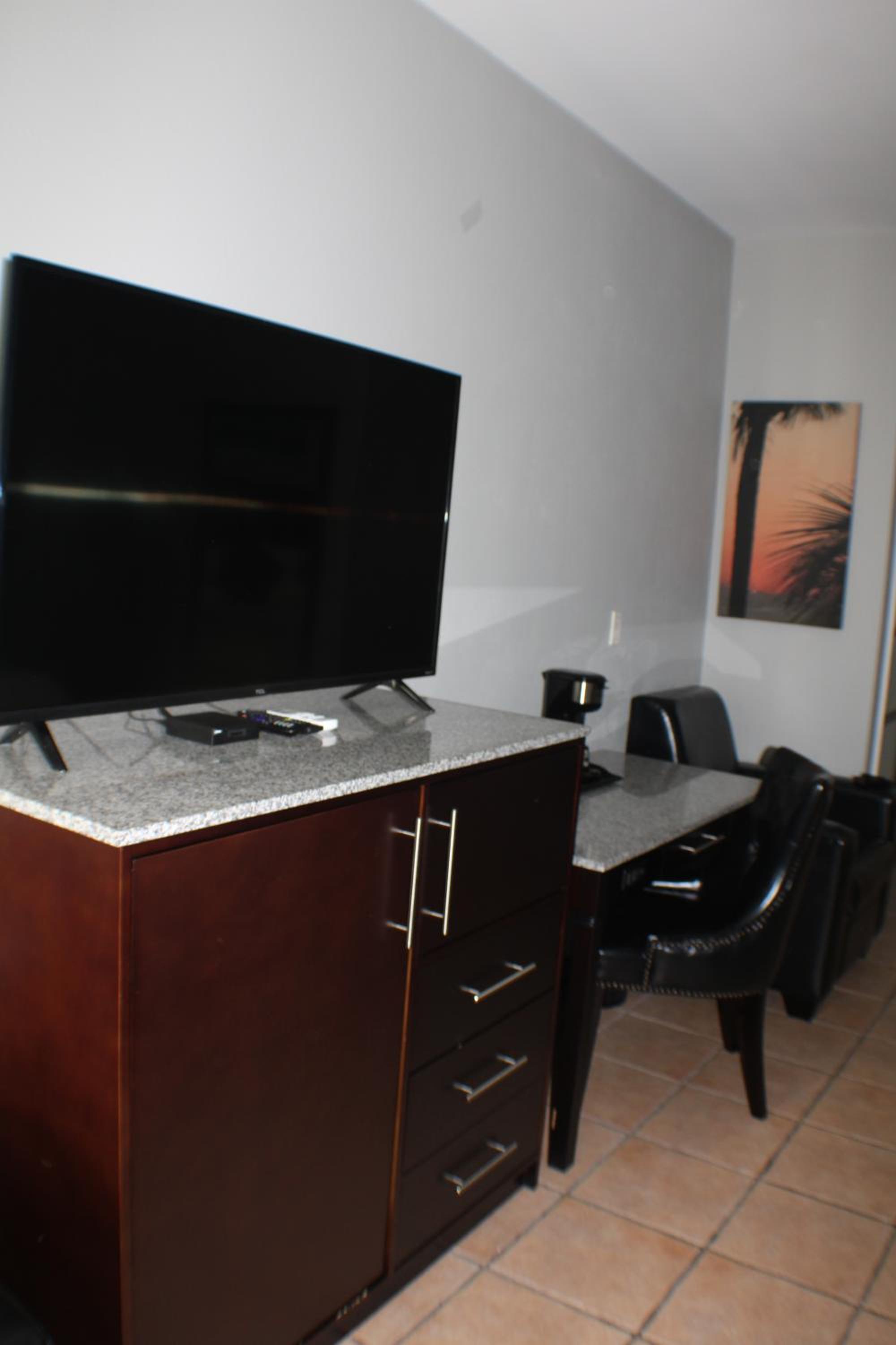 Deluxe King Studio