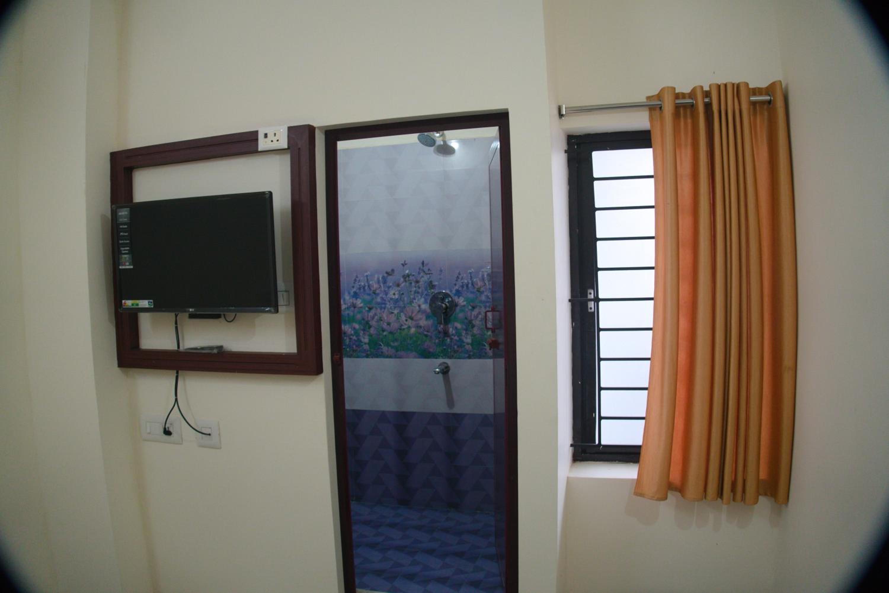 Double Bed - Photo 3