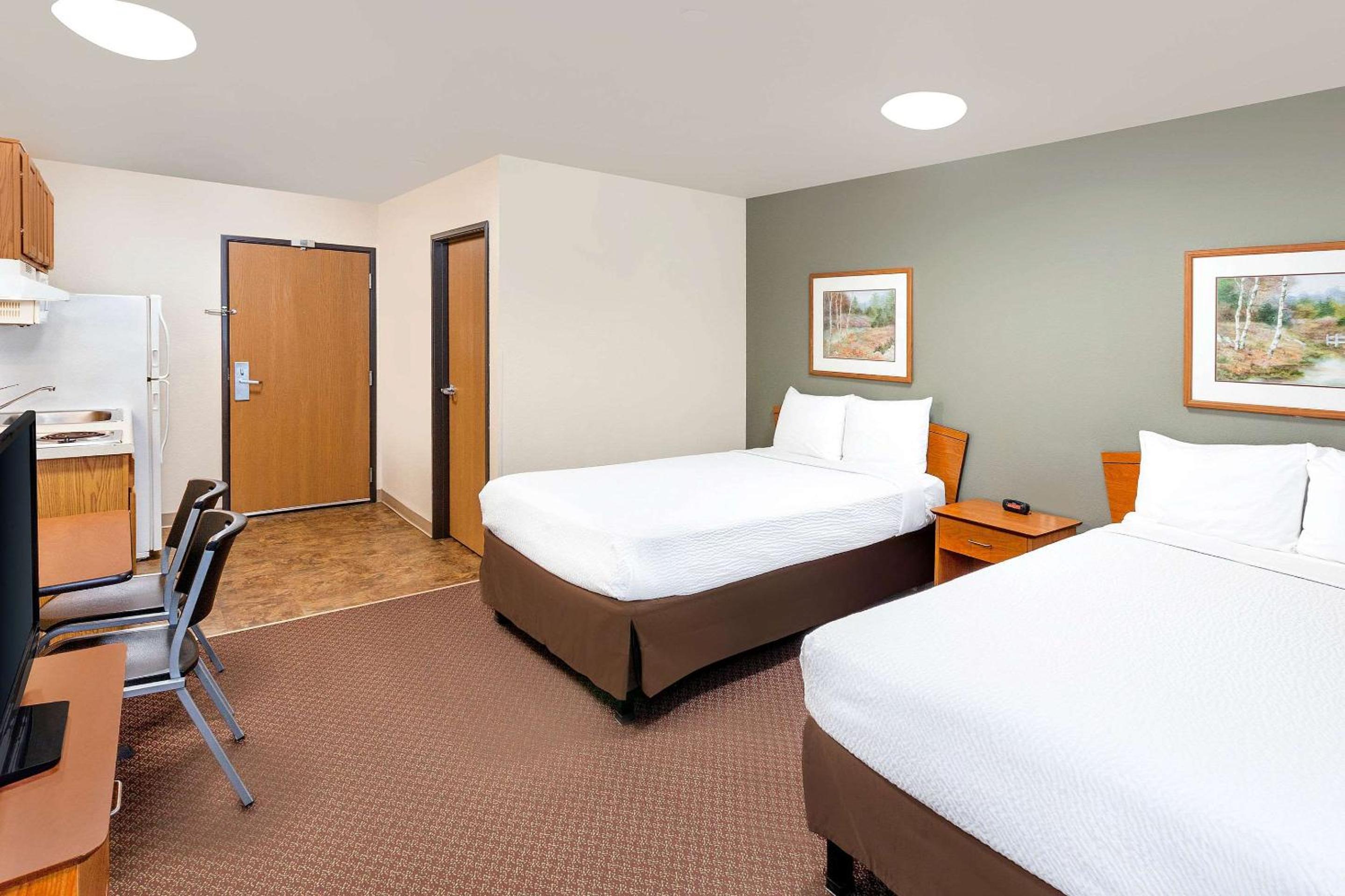 Double Room With Two Double Beds - Smoking