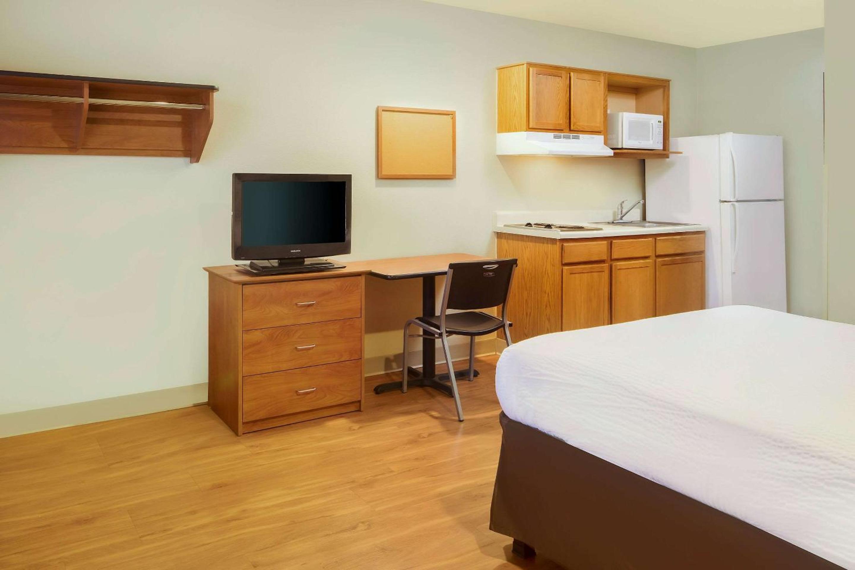 Queen Room - Disability Access/Smoking photo 1
