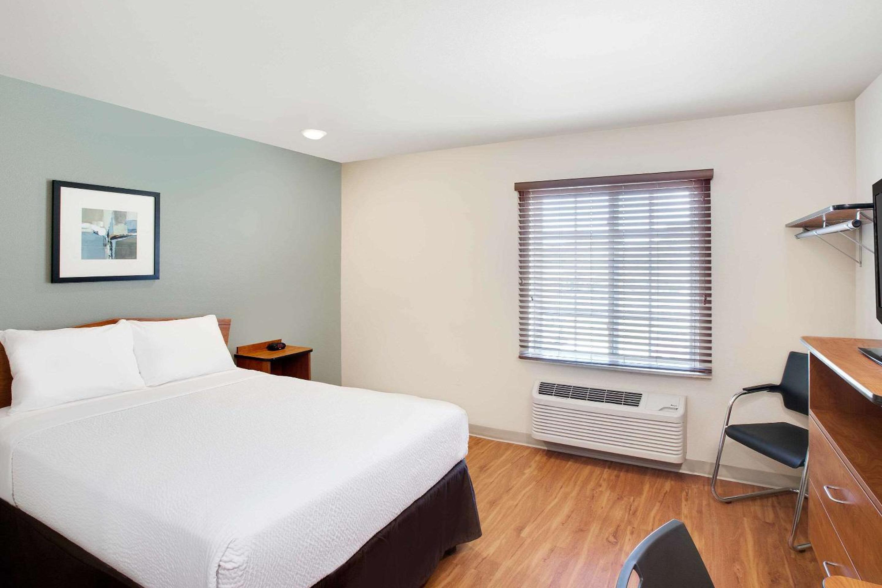 Standard Double Room - Non-Smoking photo 3