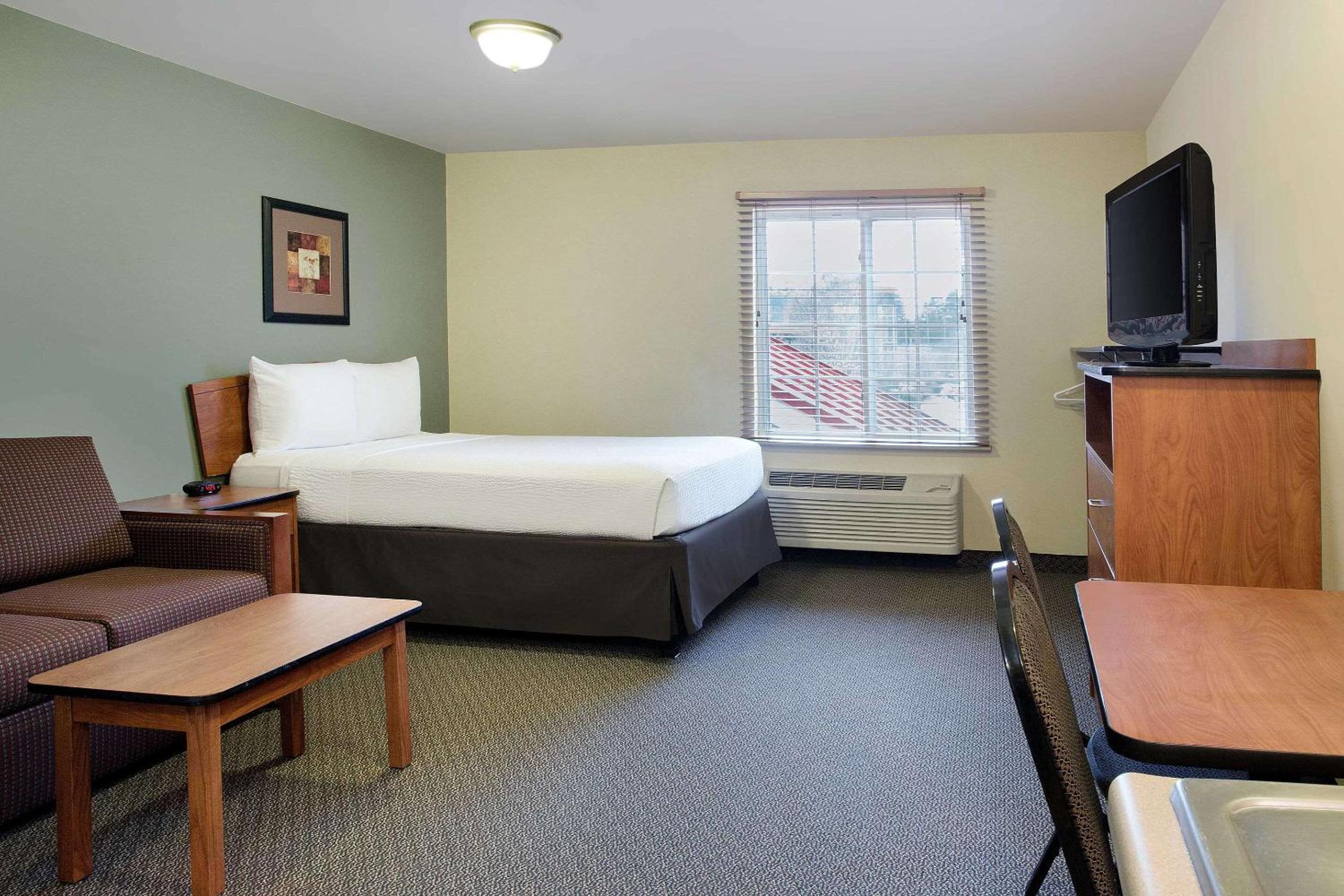Standard Queen Room with Sofa Bed