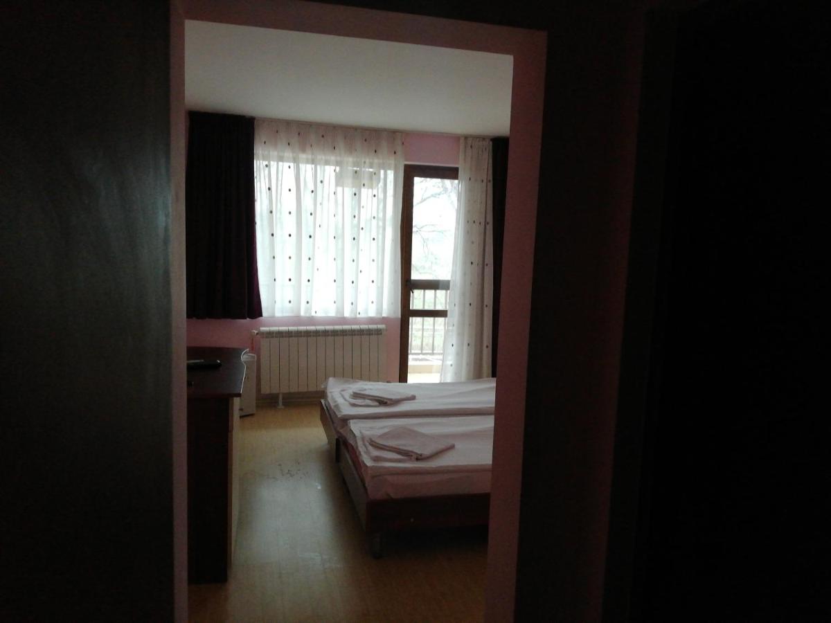 Standard Twin Room photo 1
