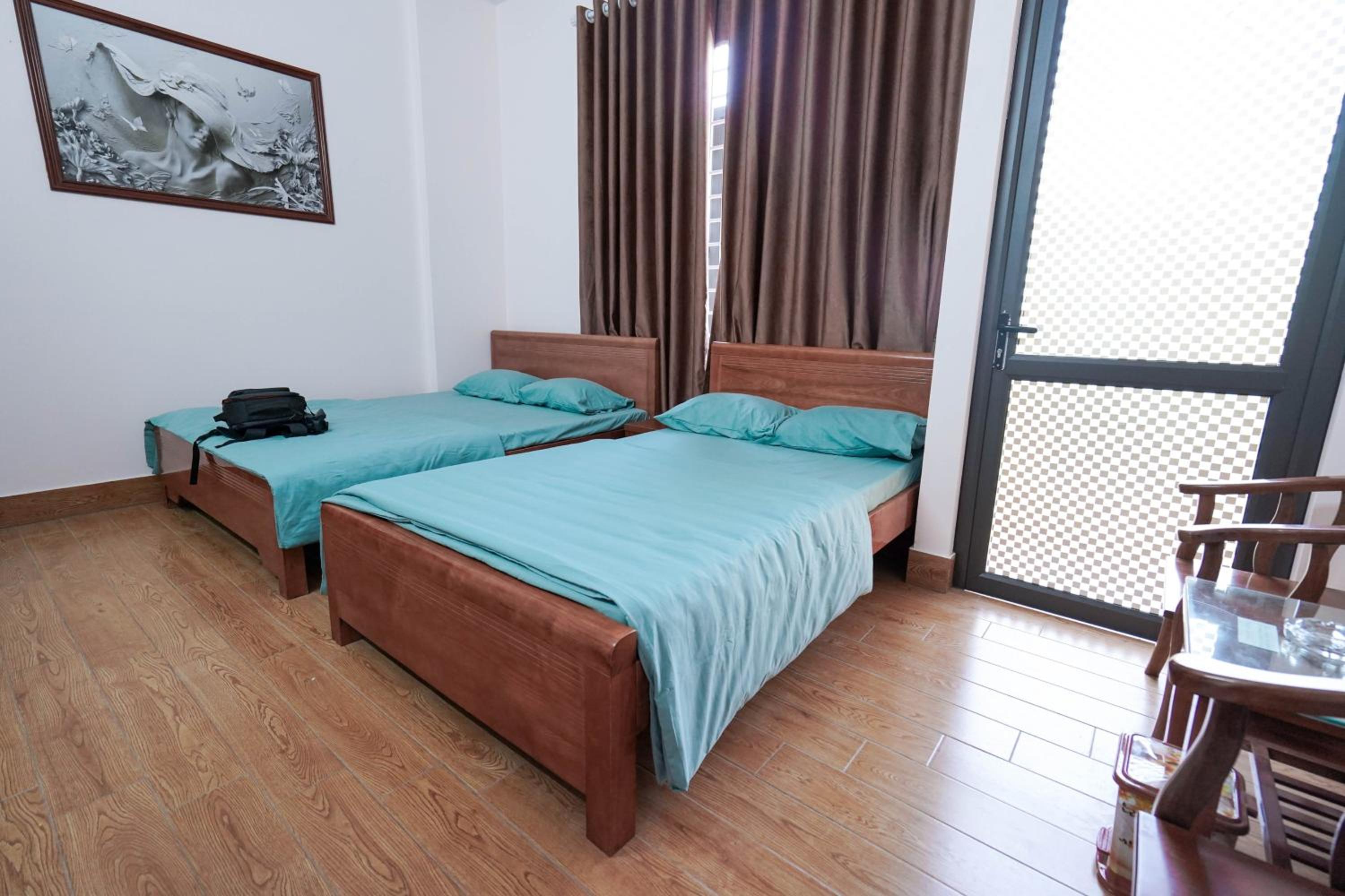 Double Room with Balcony (3 Adults) photo 3