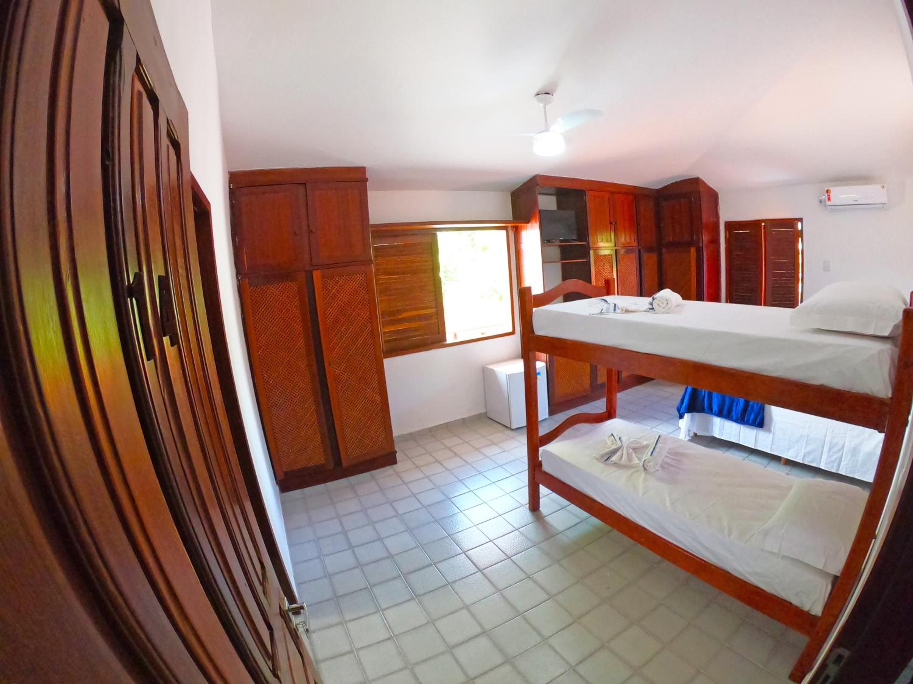 Quadruple Room - Photo 2