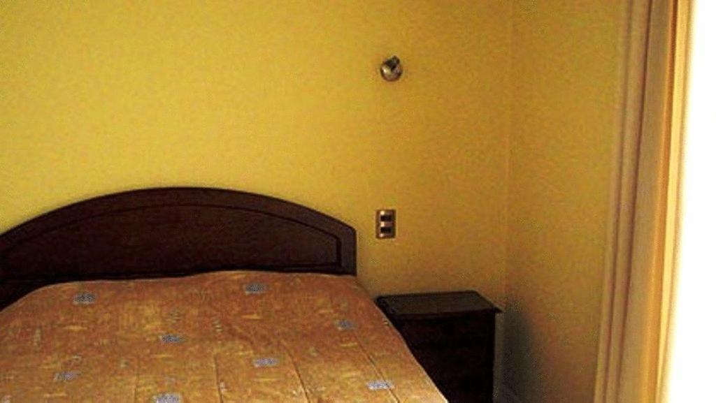 Standard Double or Twin Room photo 2