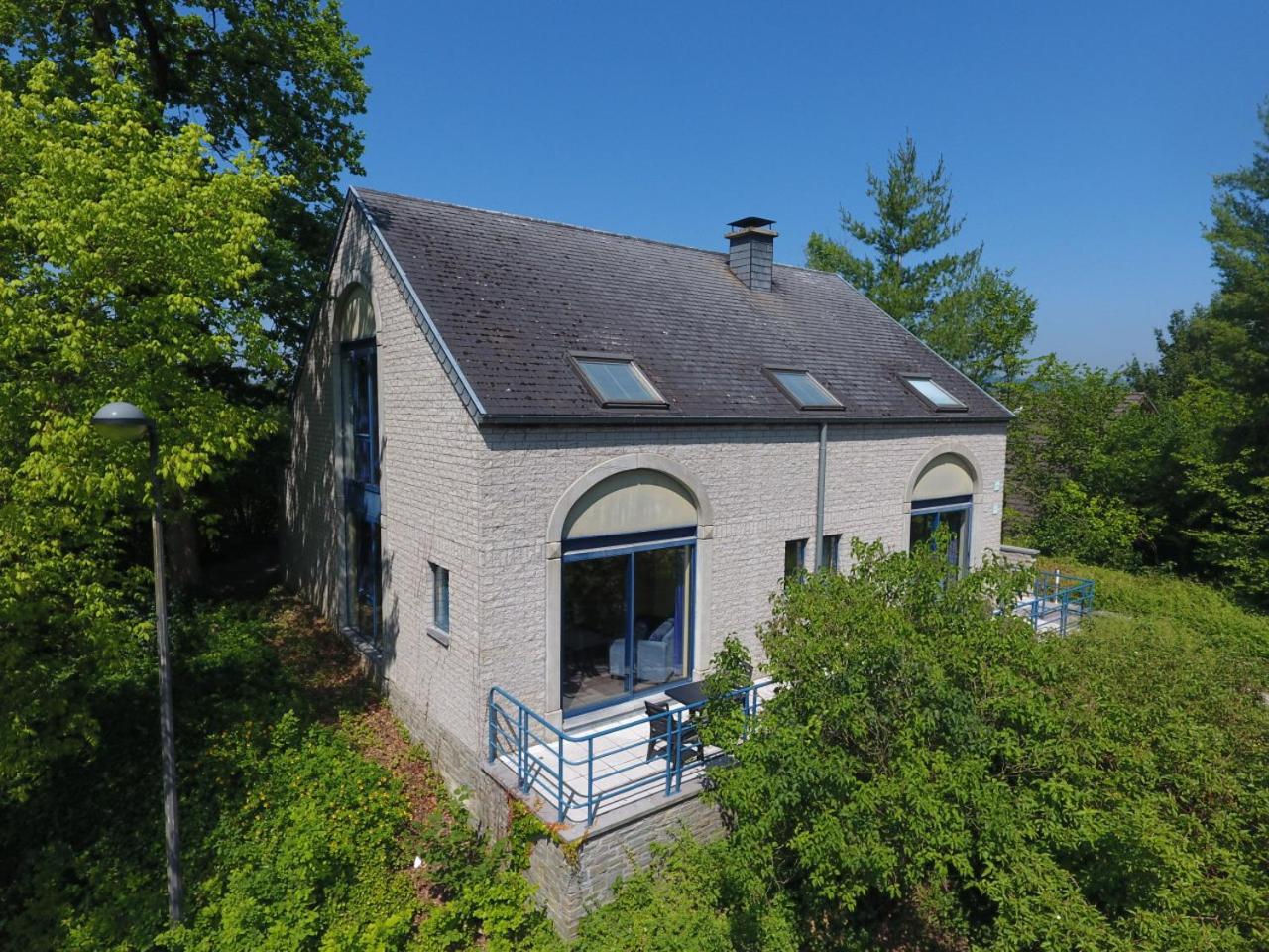 Superior Studio - Photo 2