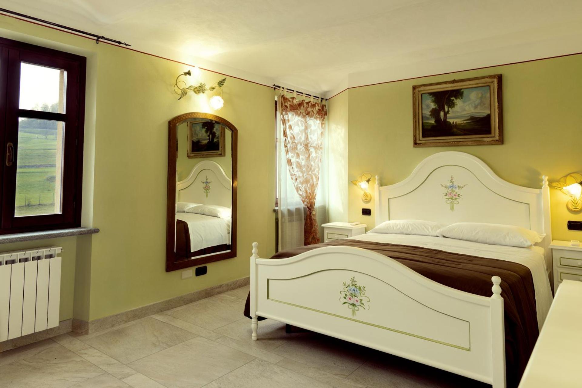 Double Room - Photo 1