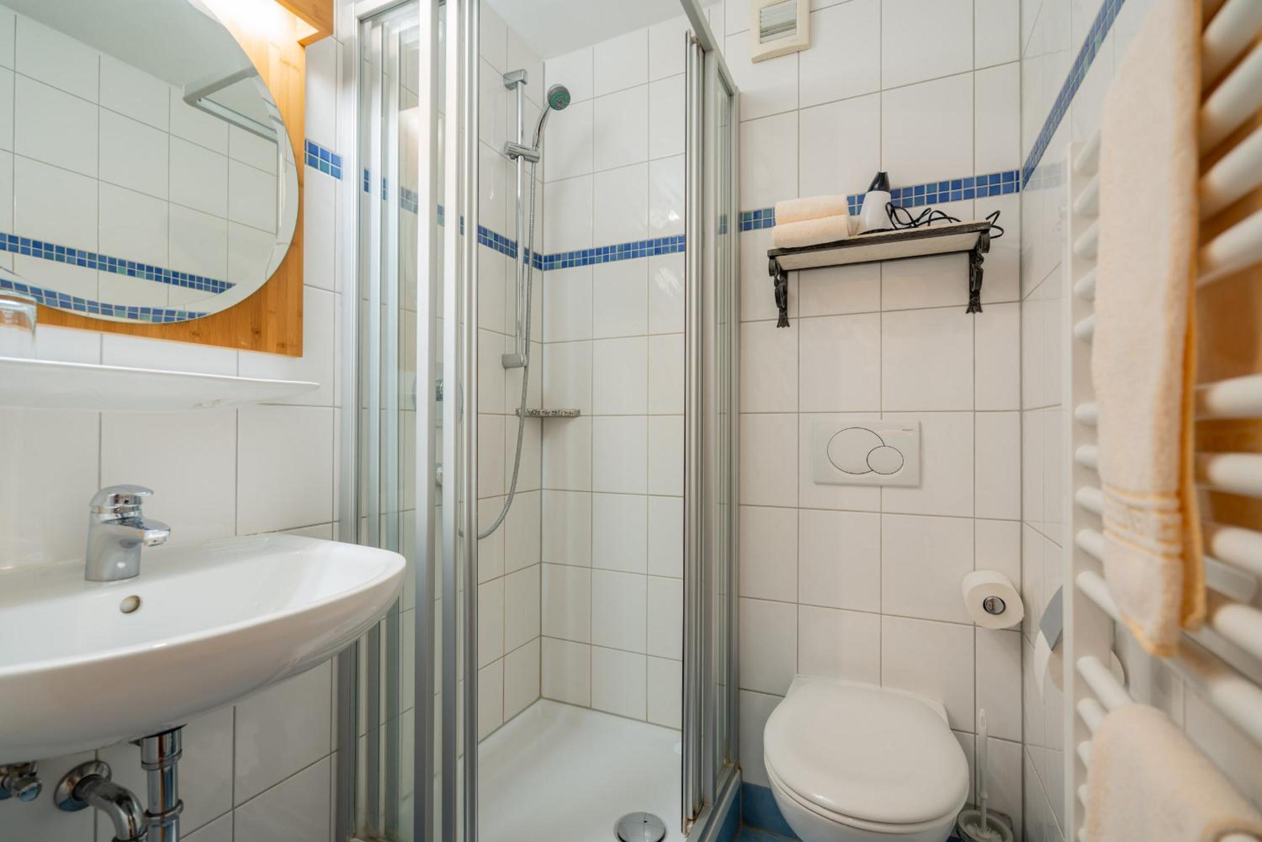 Double Room - Photo 1
