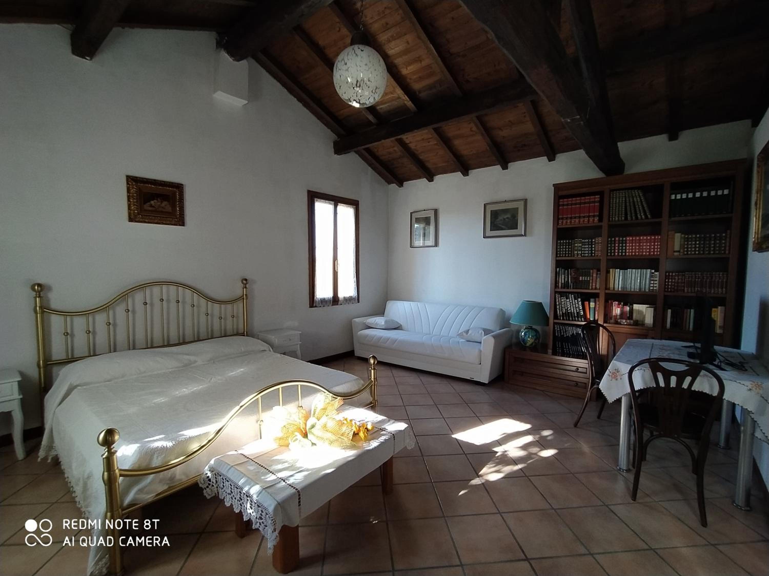 Deluxe King Suite - Photo 1