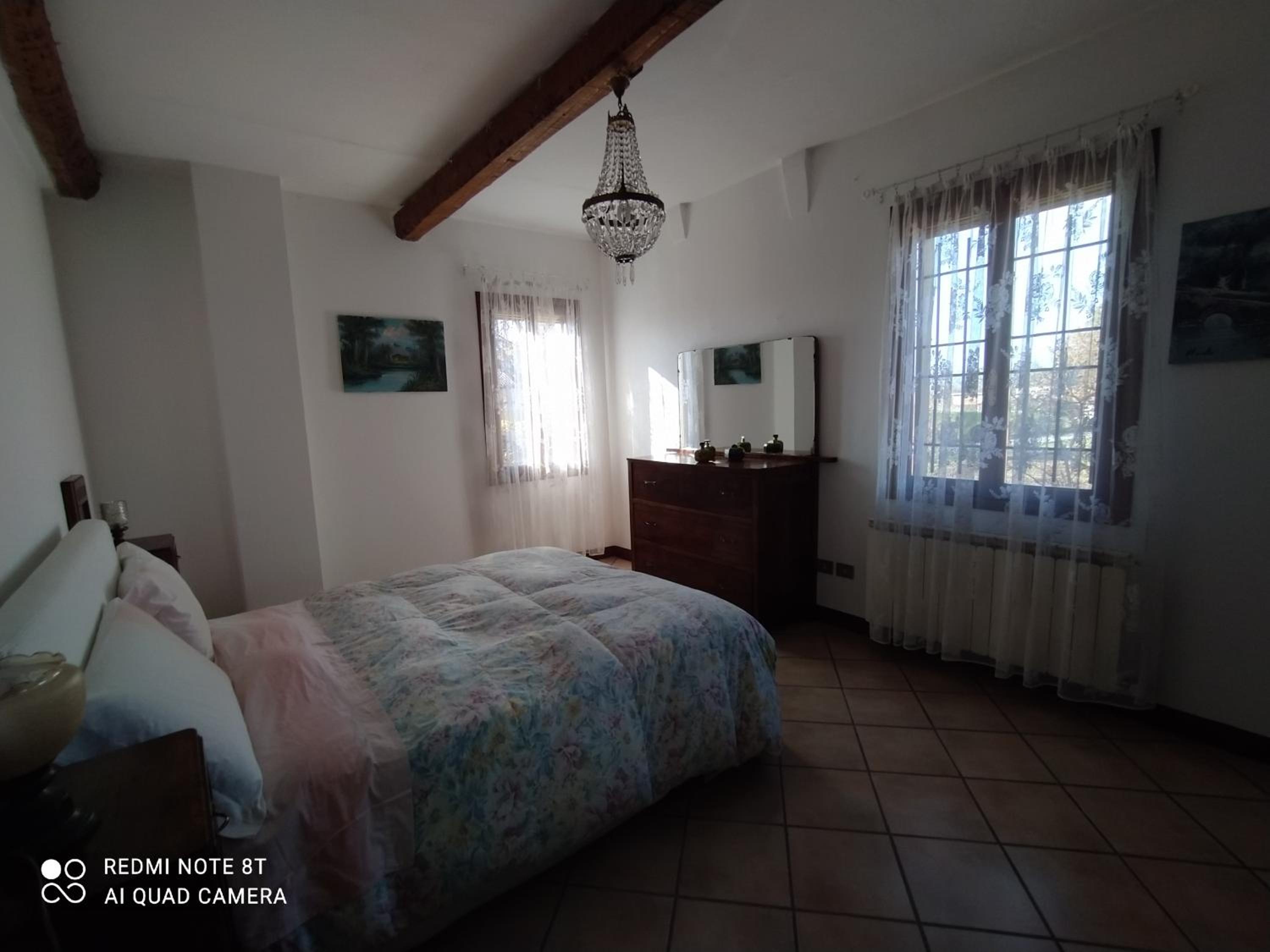 Quadruple Room with Private Bathroom - Photo 2