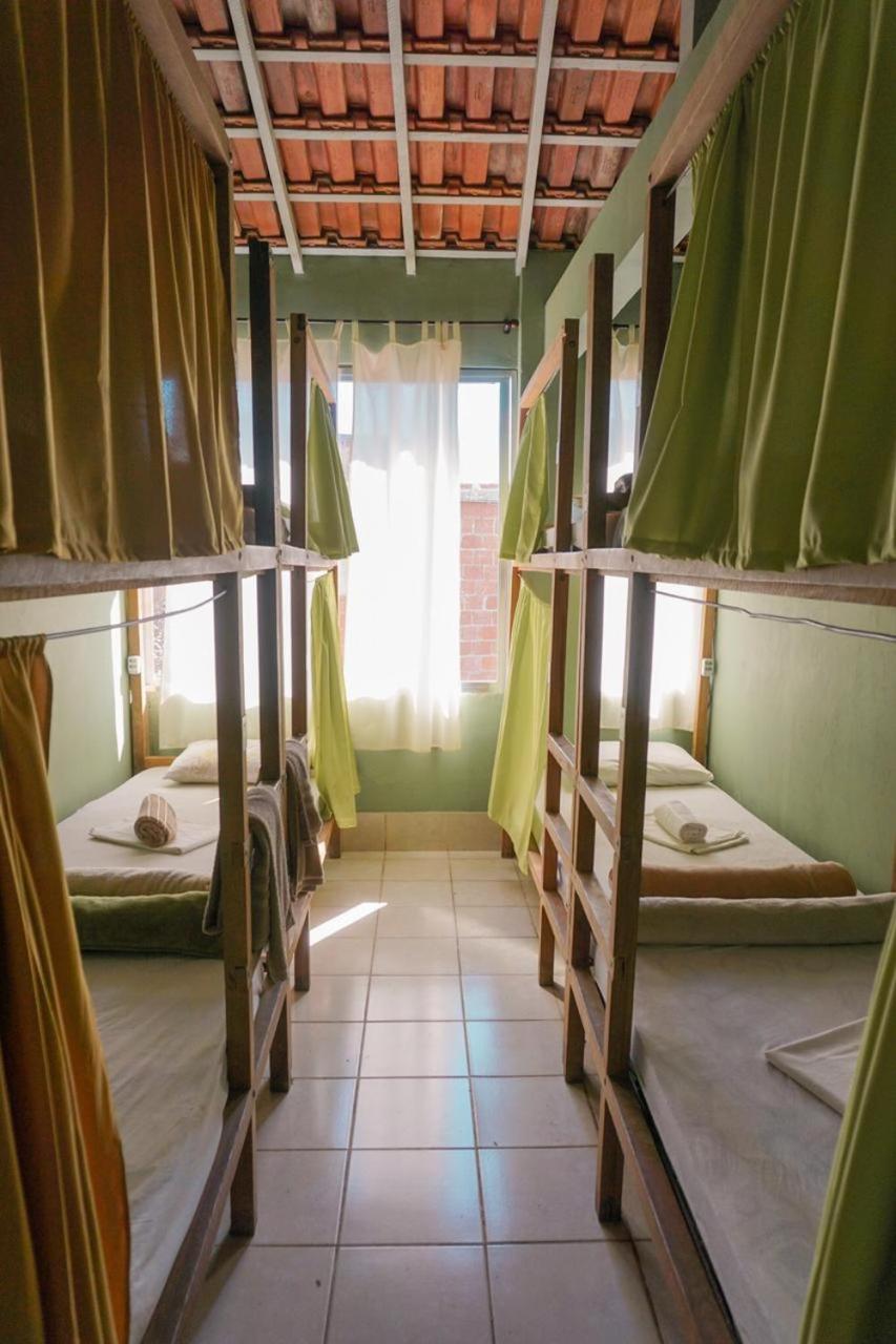 Bed in 8-Bed Mixed Dormitory Room photo 1