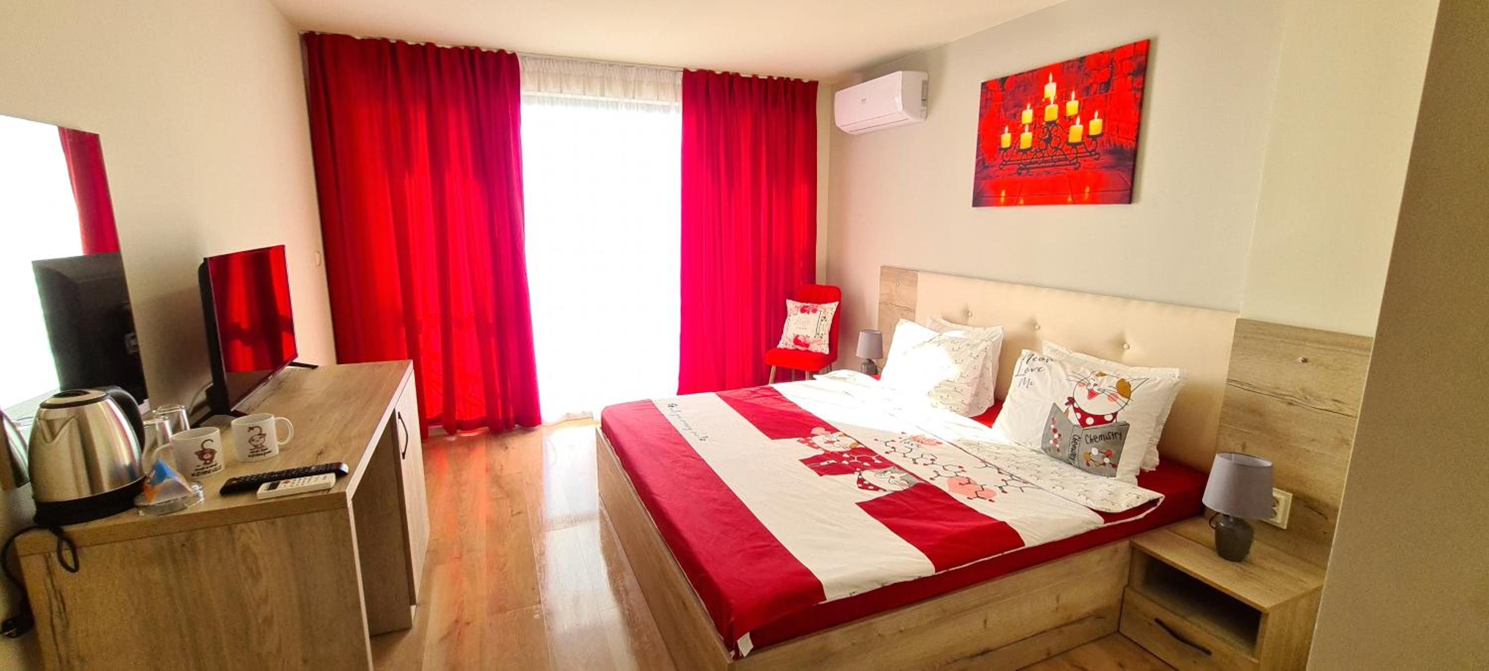 Love Room photo 2