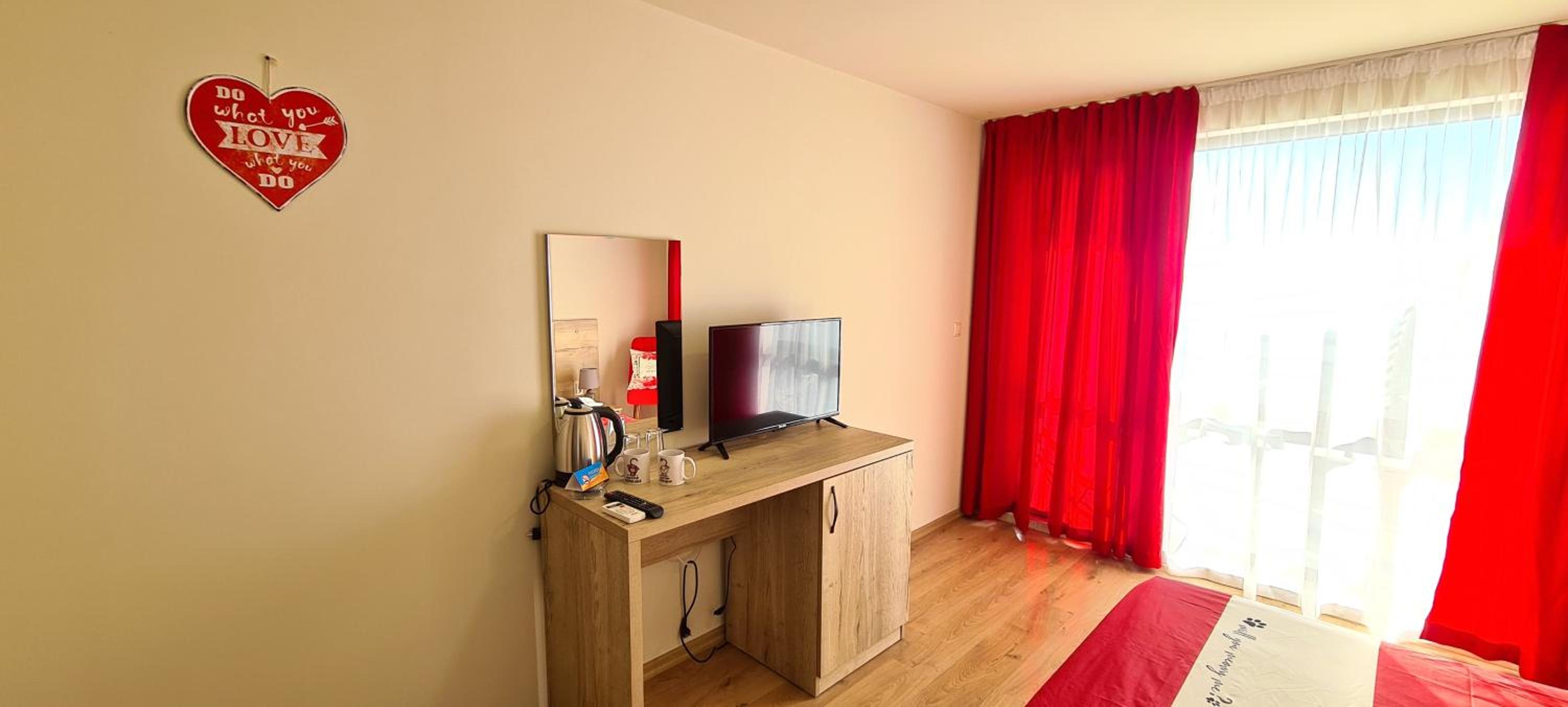 Love Room photo 3