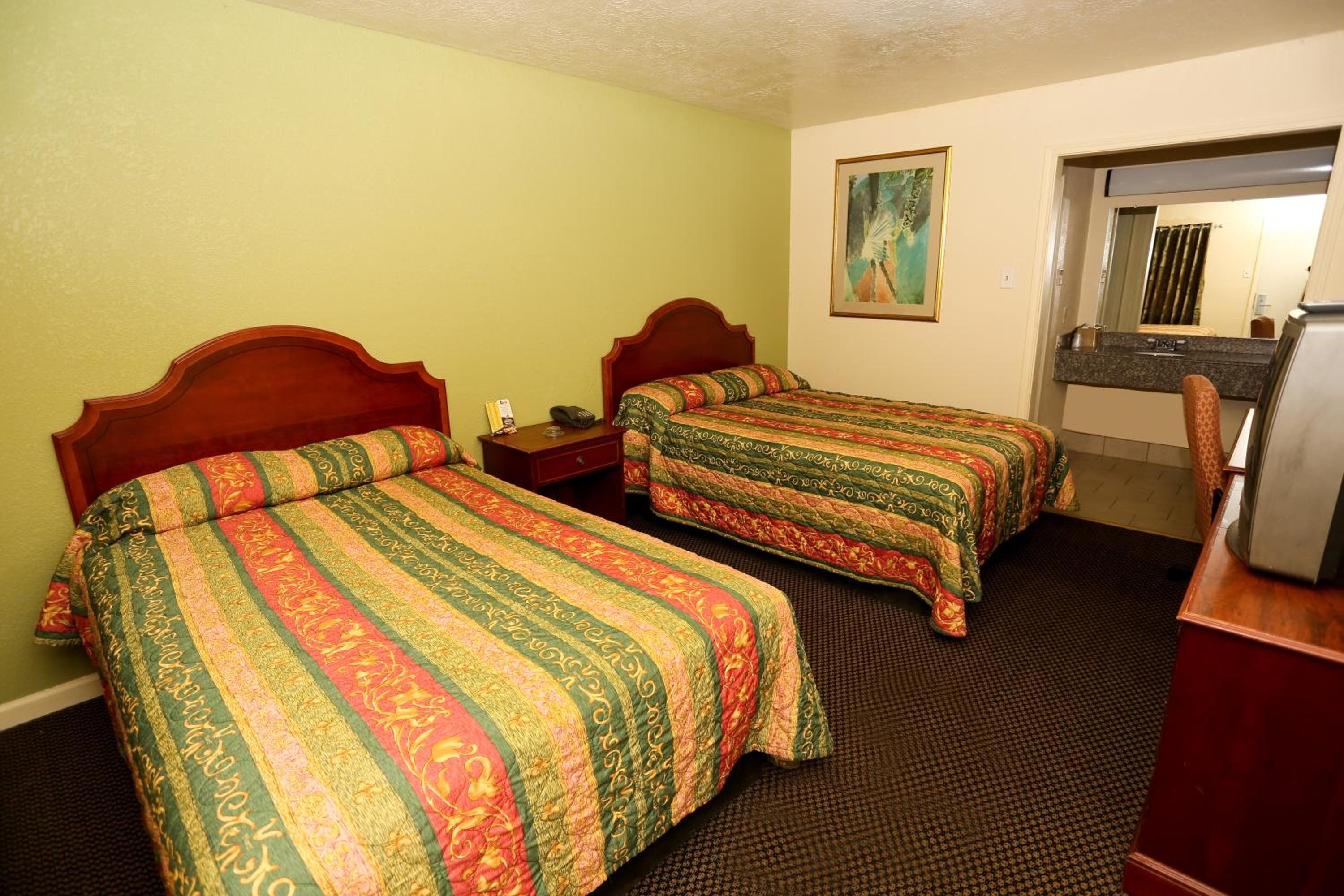 Double Room - Photo 2