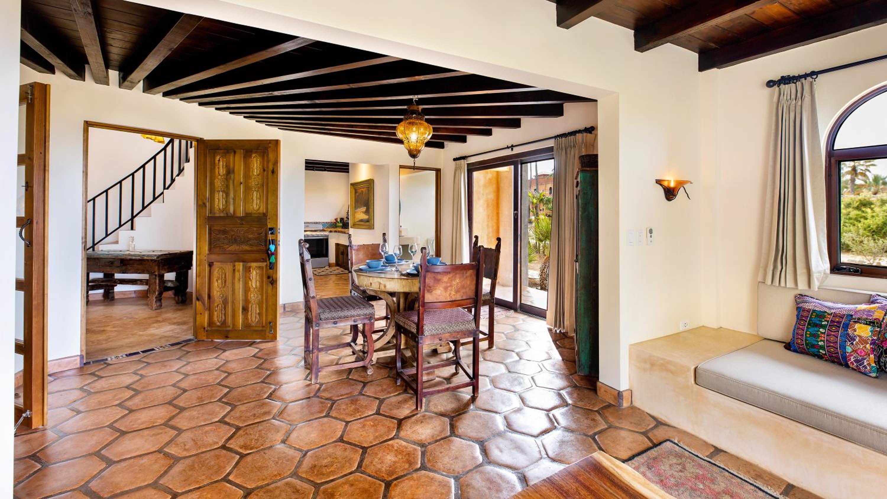 Deluxe Family Suite
