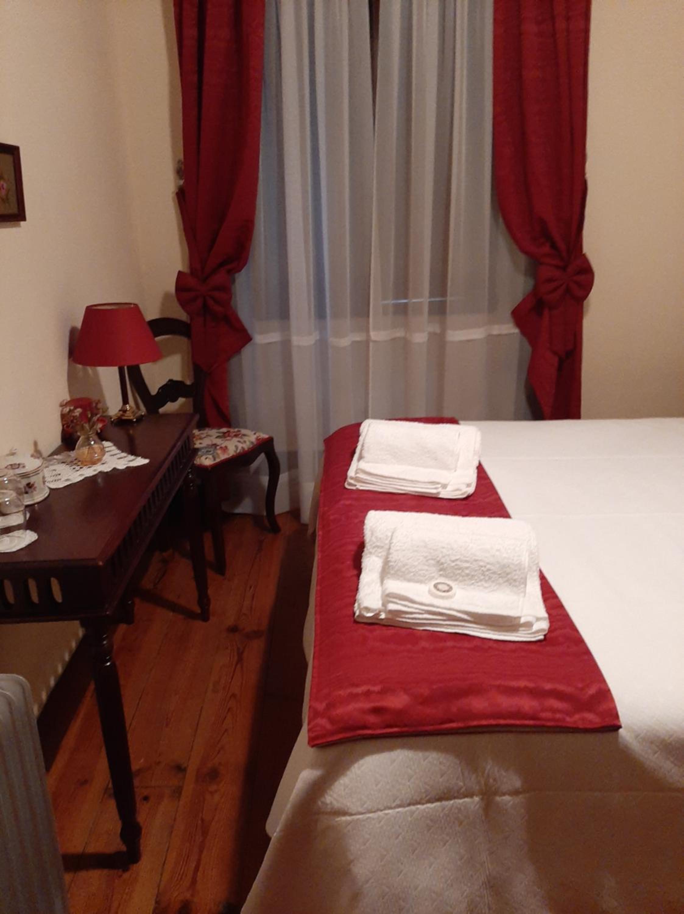 Three-Bedroom House - Photo 35