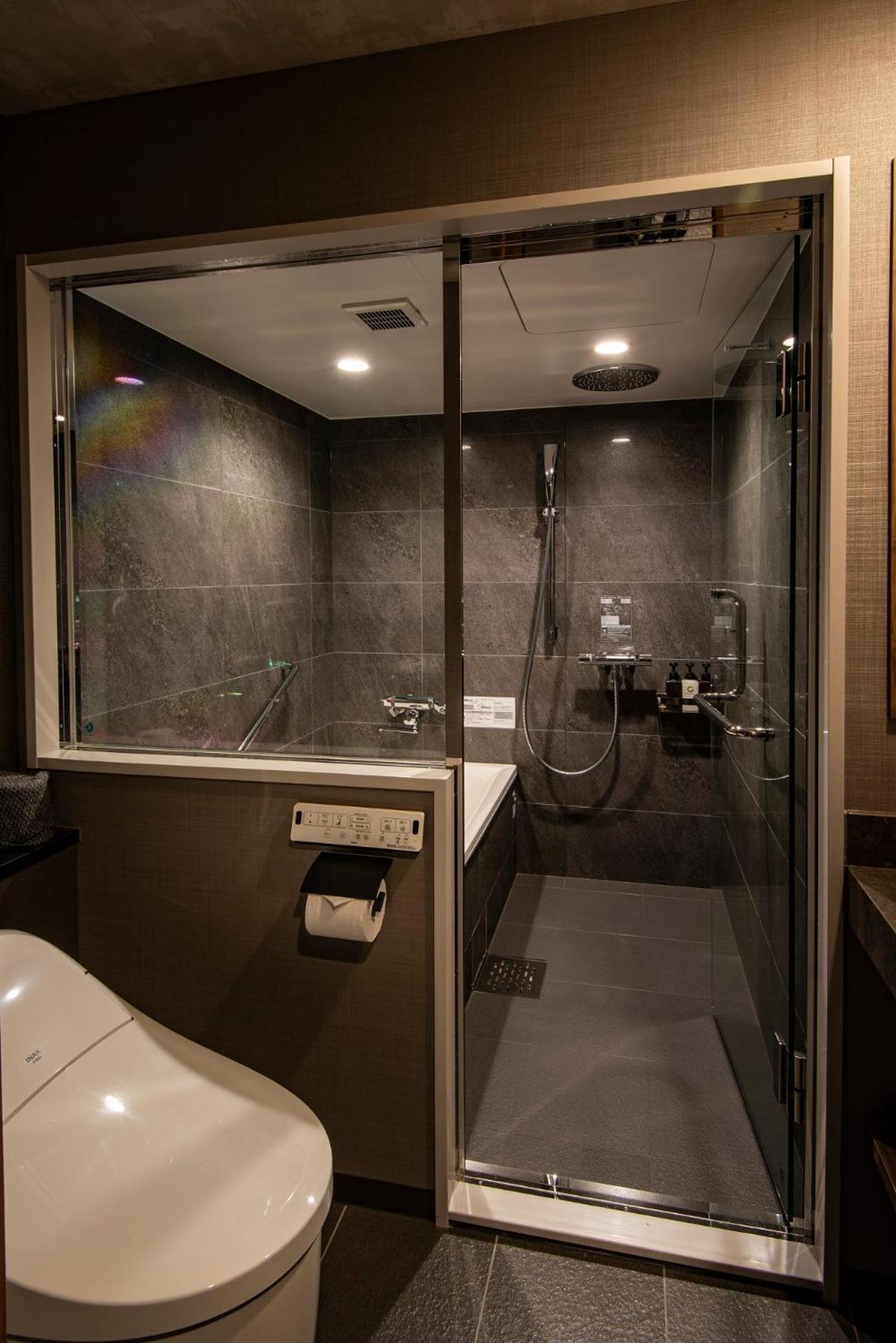 Superior Triple Room photo 3