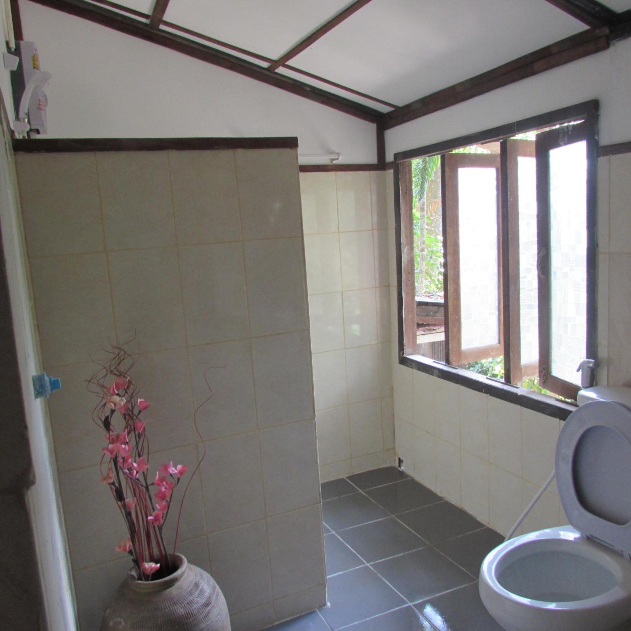 One-Bedroom Villa - Photo 9