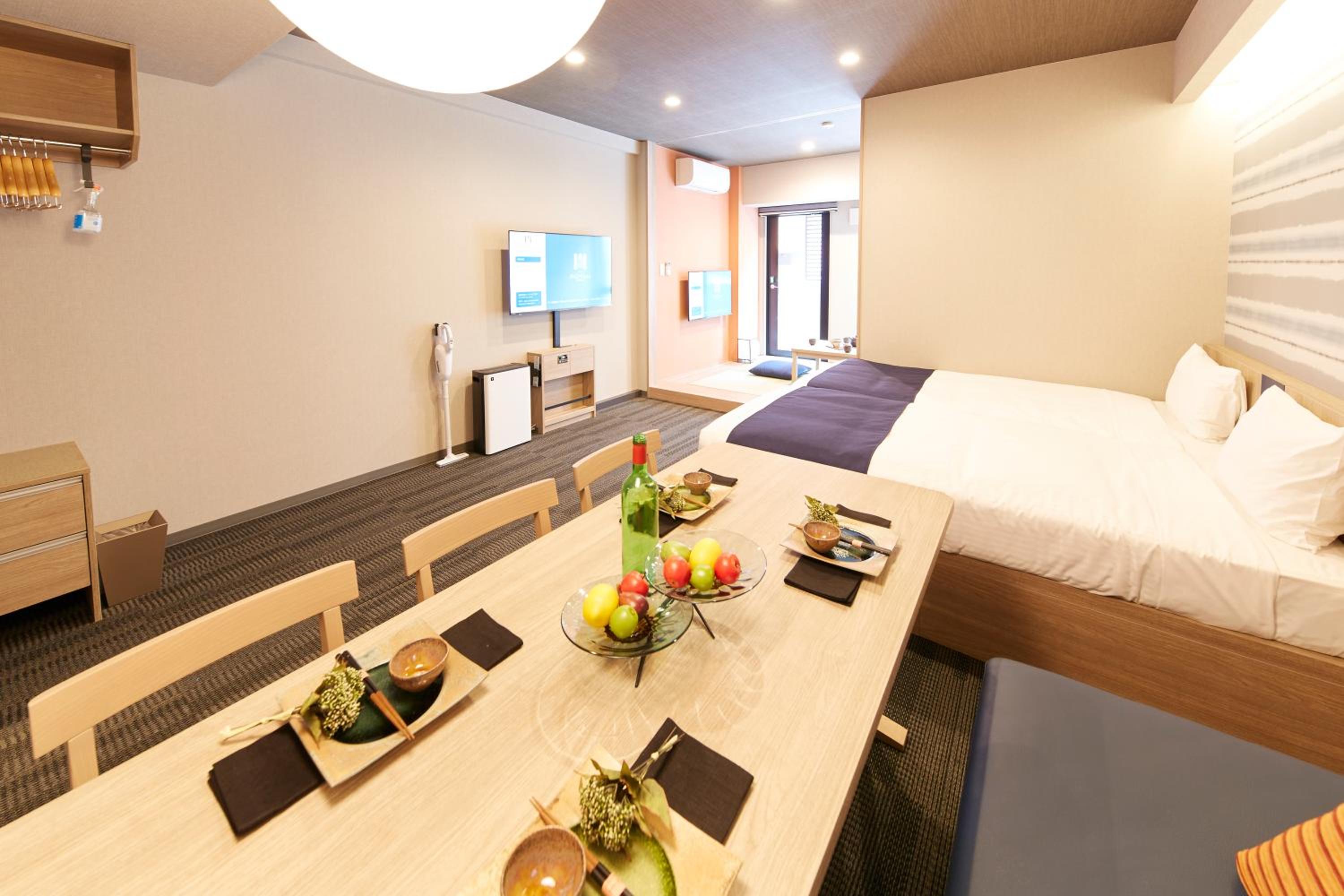 Grand Japanese Room with Washing Machine (6 adults)