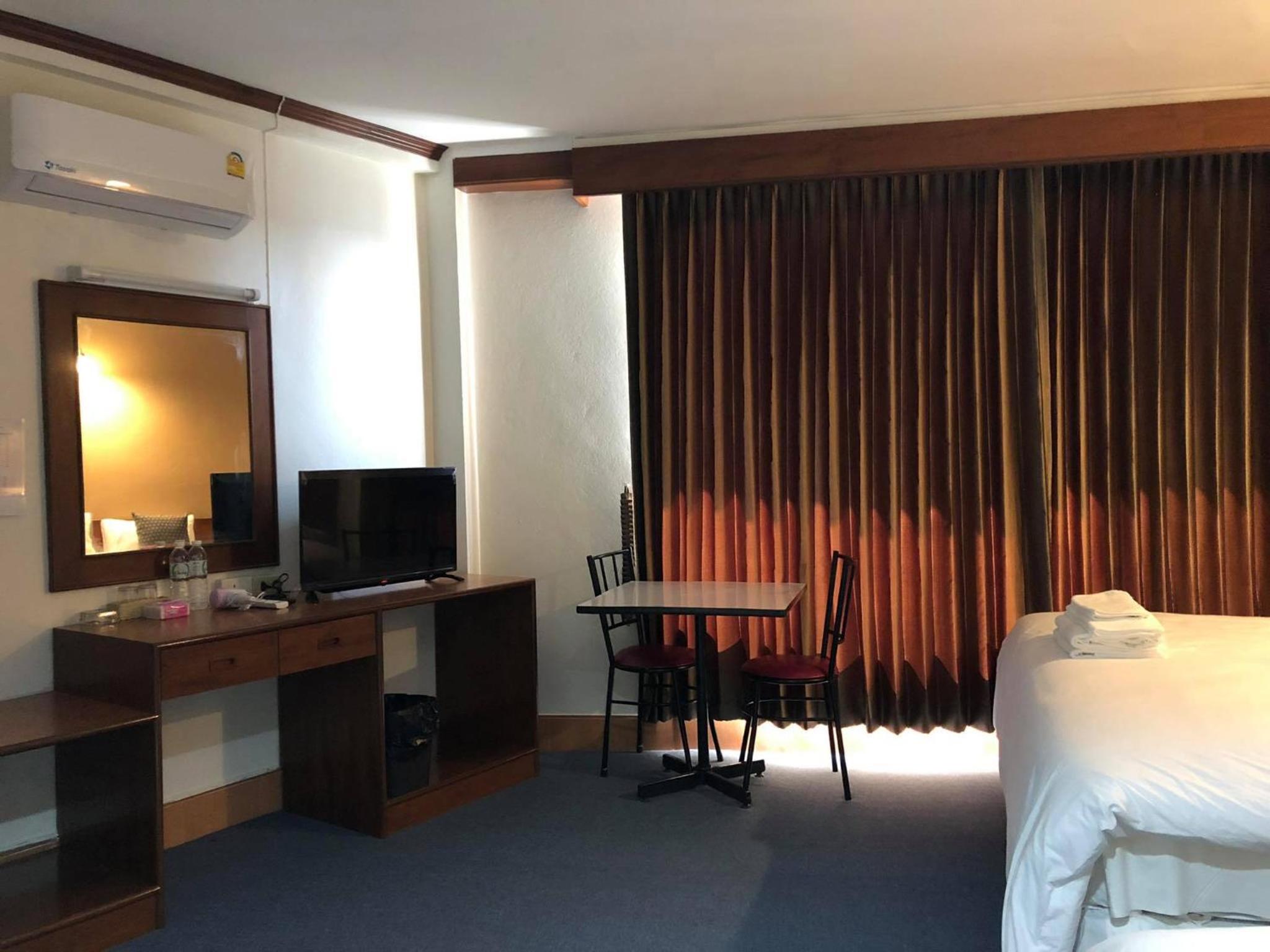 Standard Double Room - Photo 6